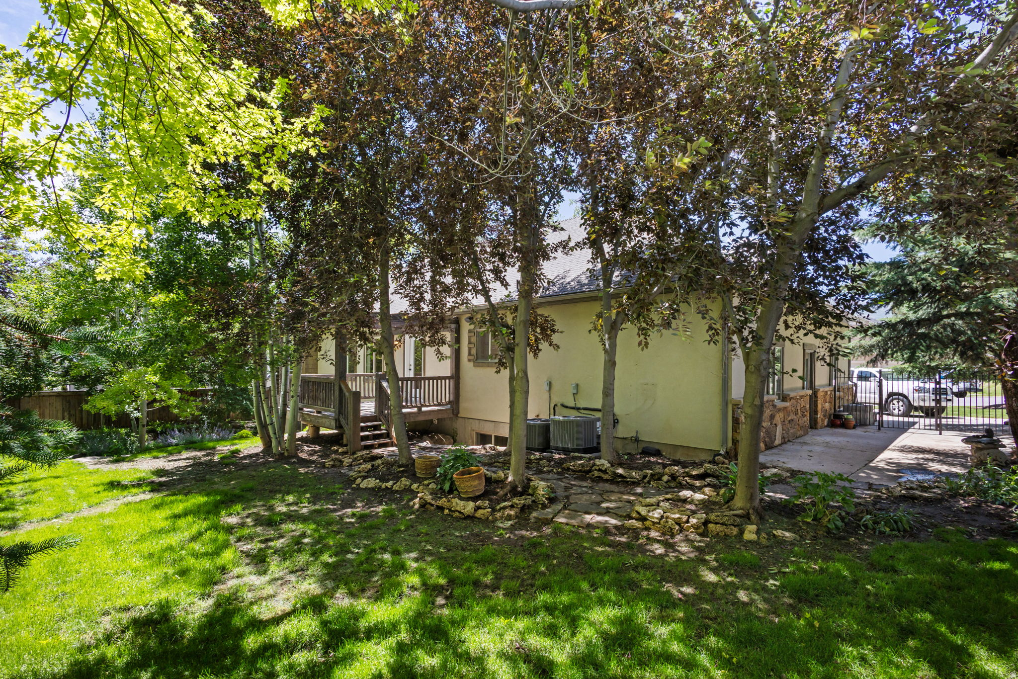 THE COVE AT VALLEY HILLS - Residential