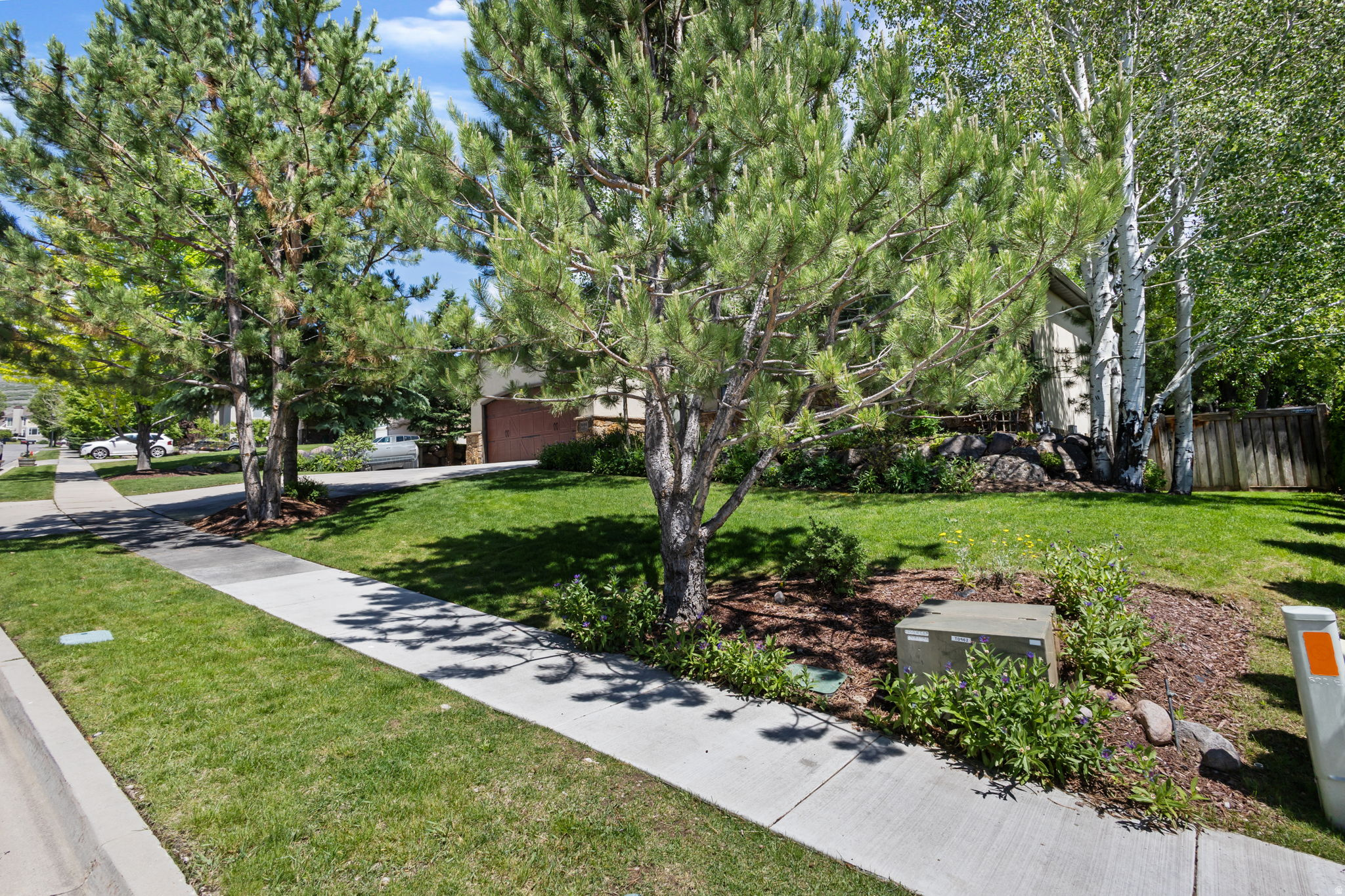 THE COVE AT VALLEY HILLS - Residential