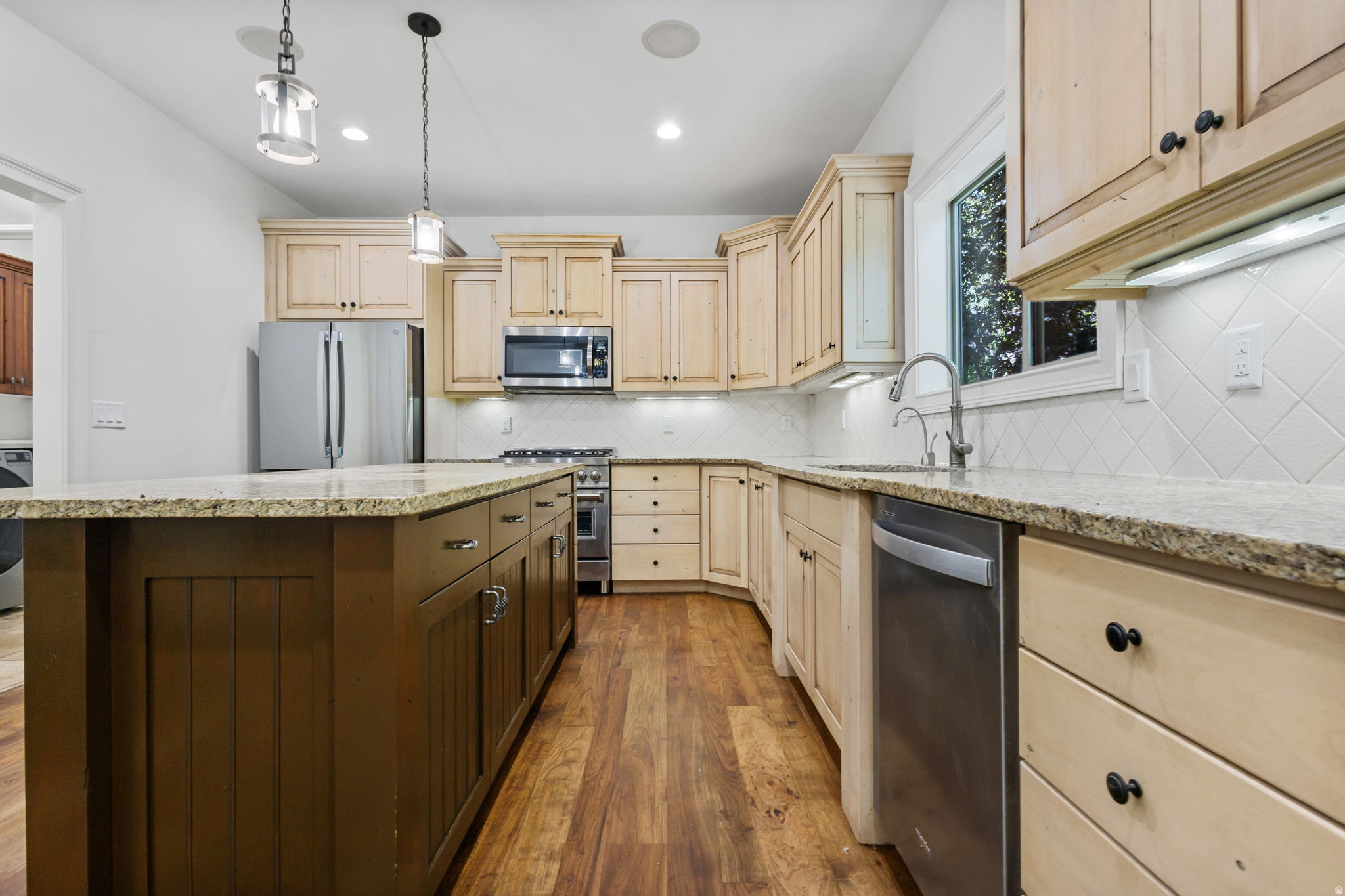 THE COVE AT VALLEY HILLS - Residential