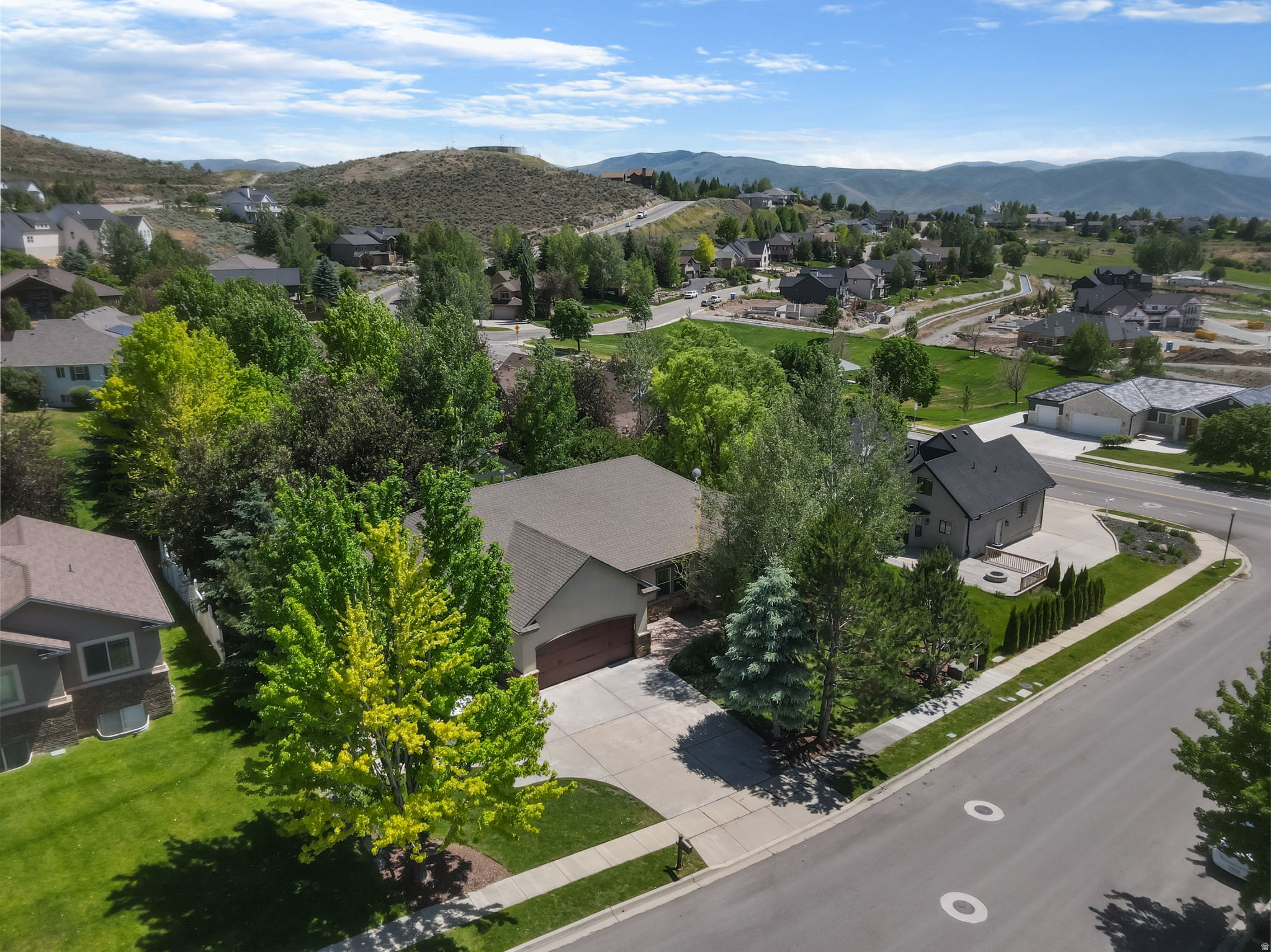 THE COVE AT VALLEY HILLS - Residential