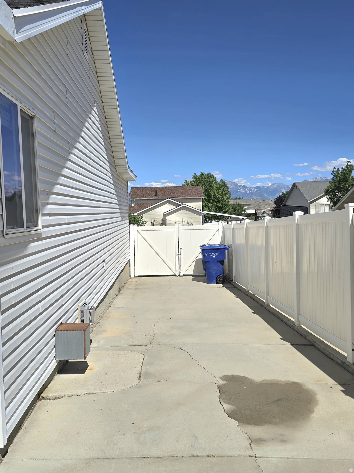 HIGHLAND - Residential
