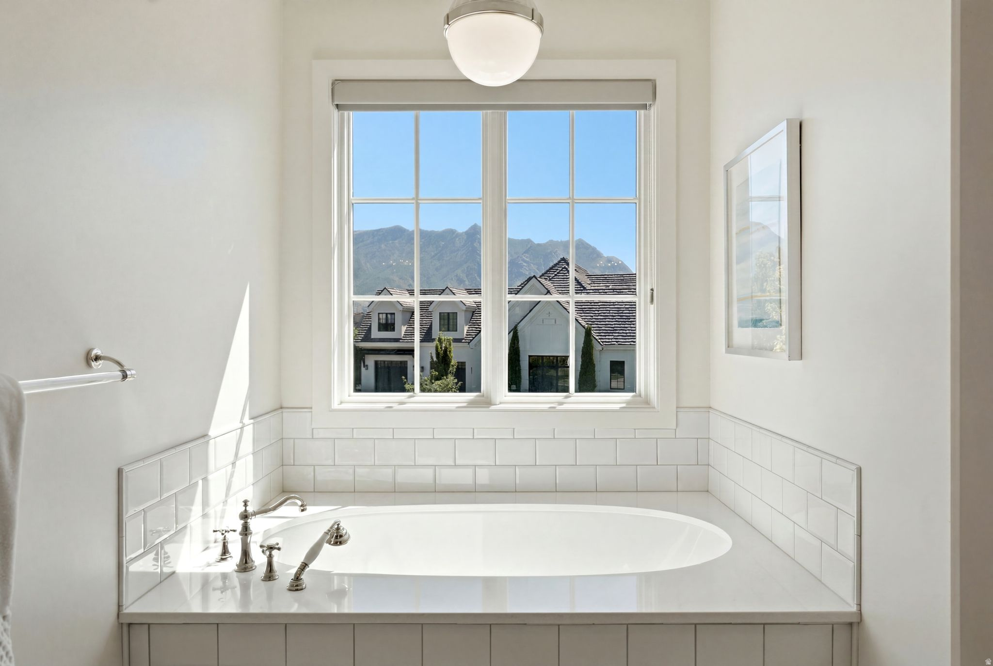 COUNTRY FRENCH ESTATES - Residential