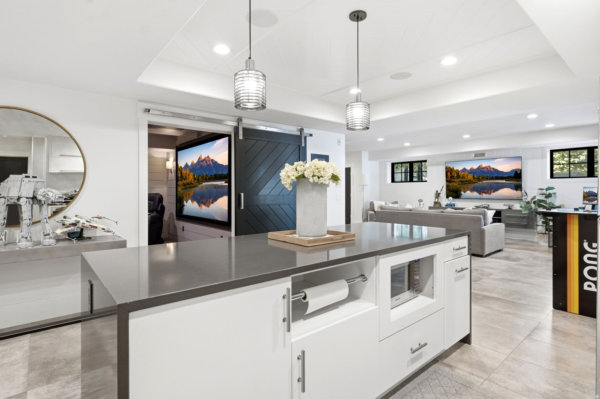 COUNTRY FRENCH ESTATES - Residential