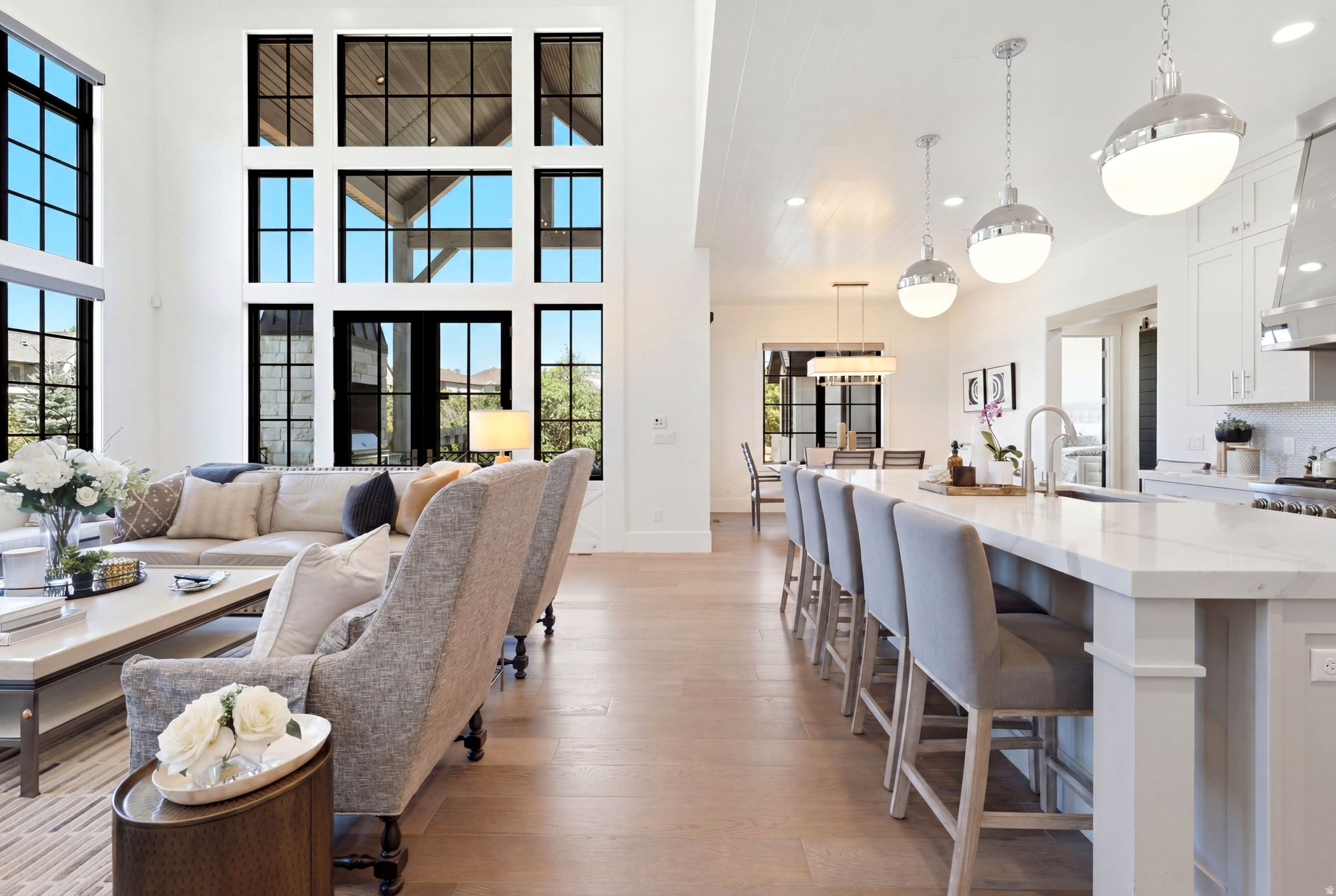 COUNTRY FRENCH ESTATES - Residential