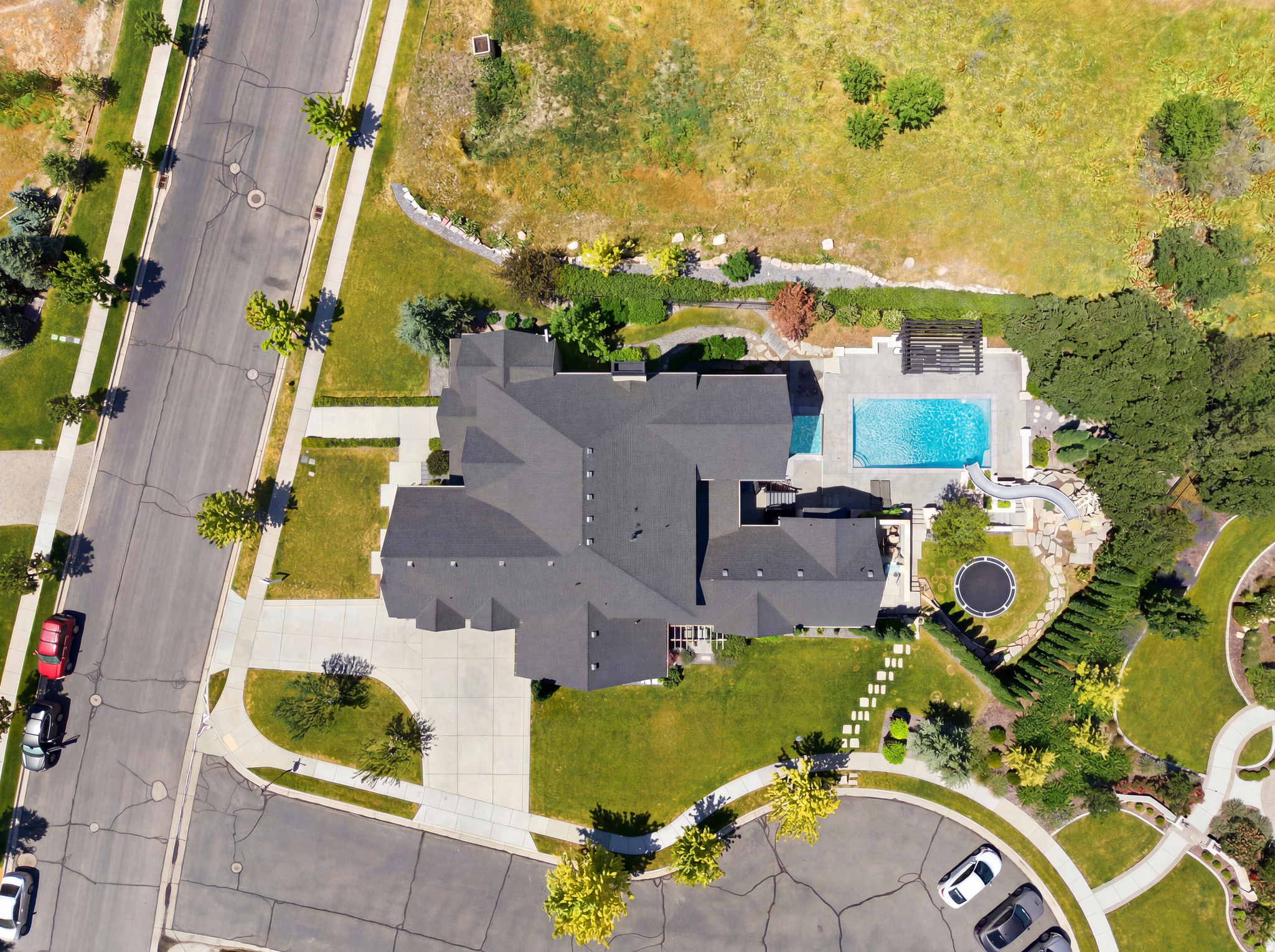 COUNTRY FRENCH ESTATES - Residential