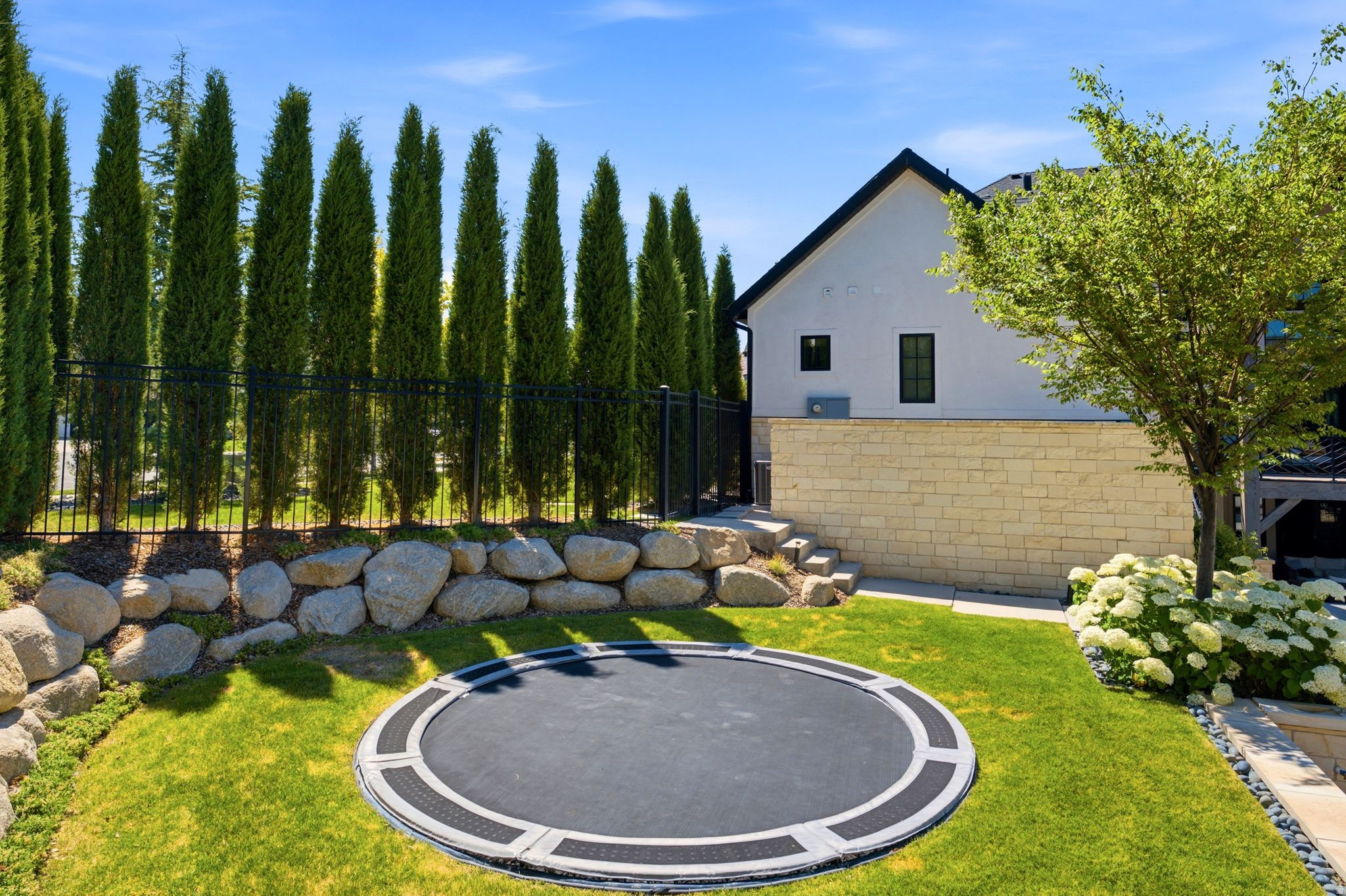 COUNTRY FRENCH ESTATES - Residential