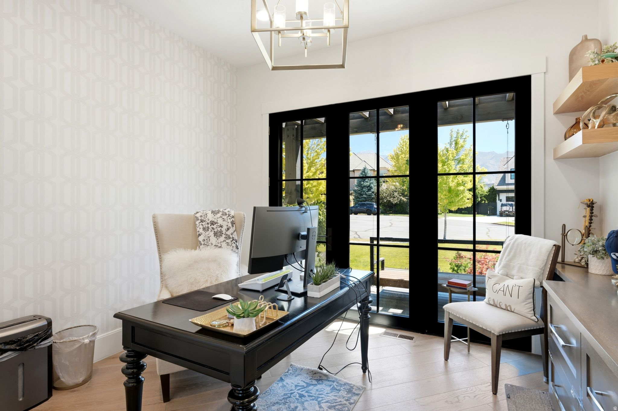 COUNTRY FRENCH ESTATES - Residential