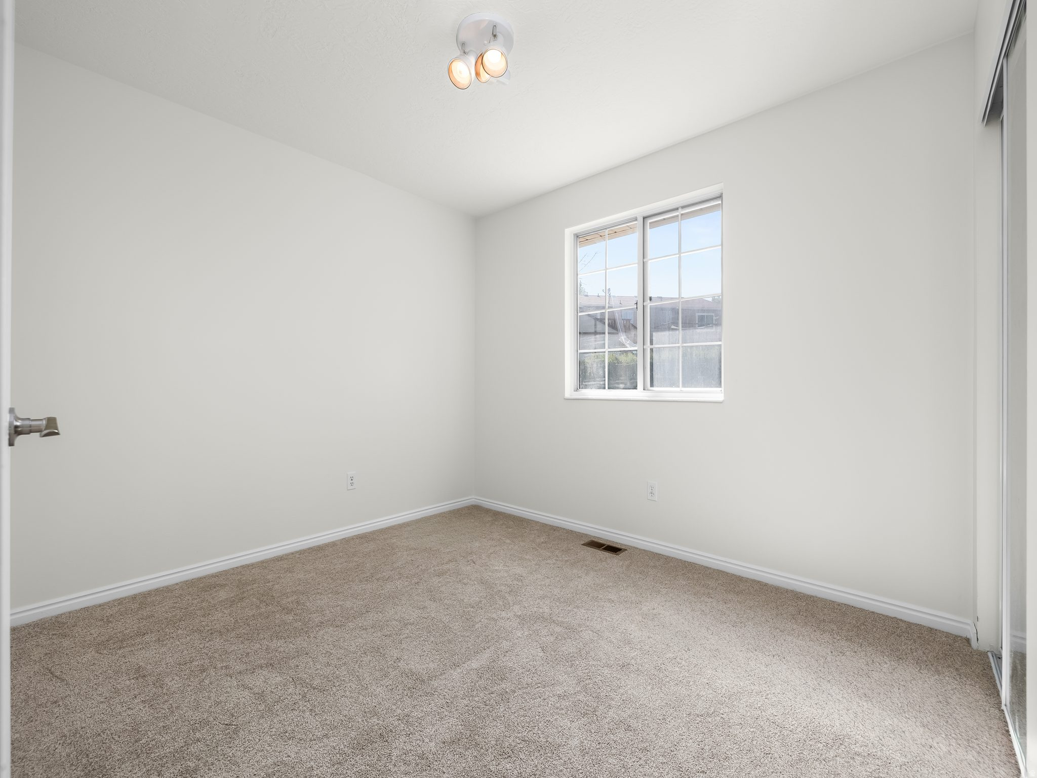 OQUIRRH SHADOWS - Residential