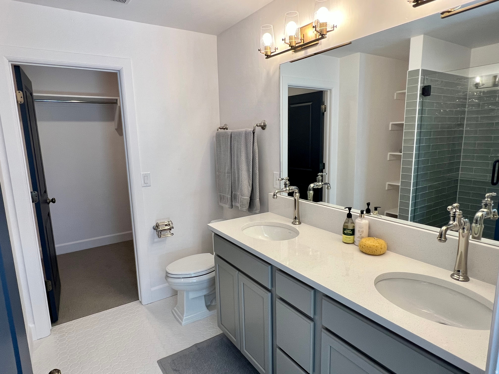 OQUIRRH WEST - Residential