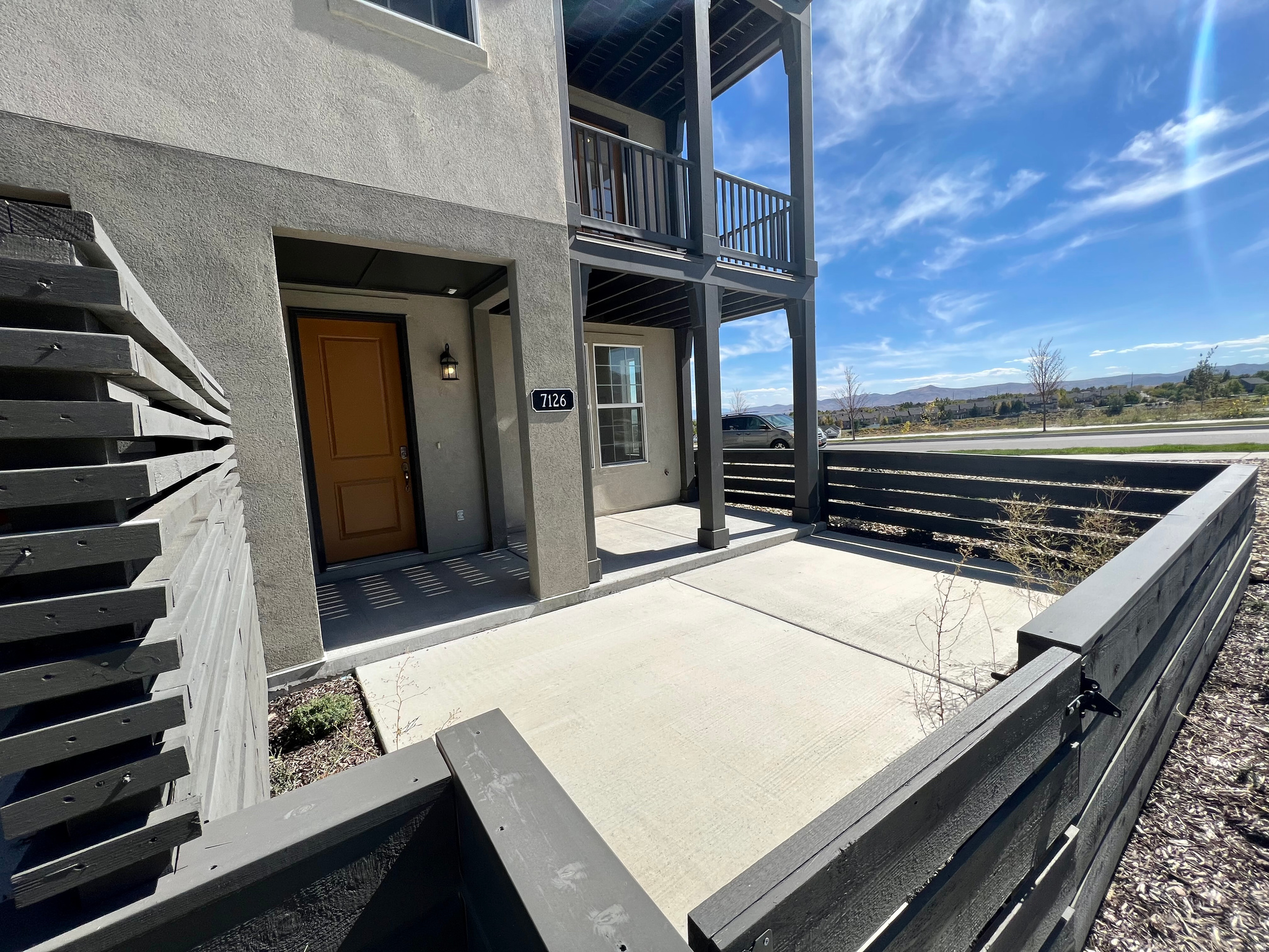 OQUIRRH WEST - Residential