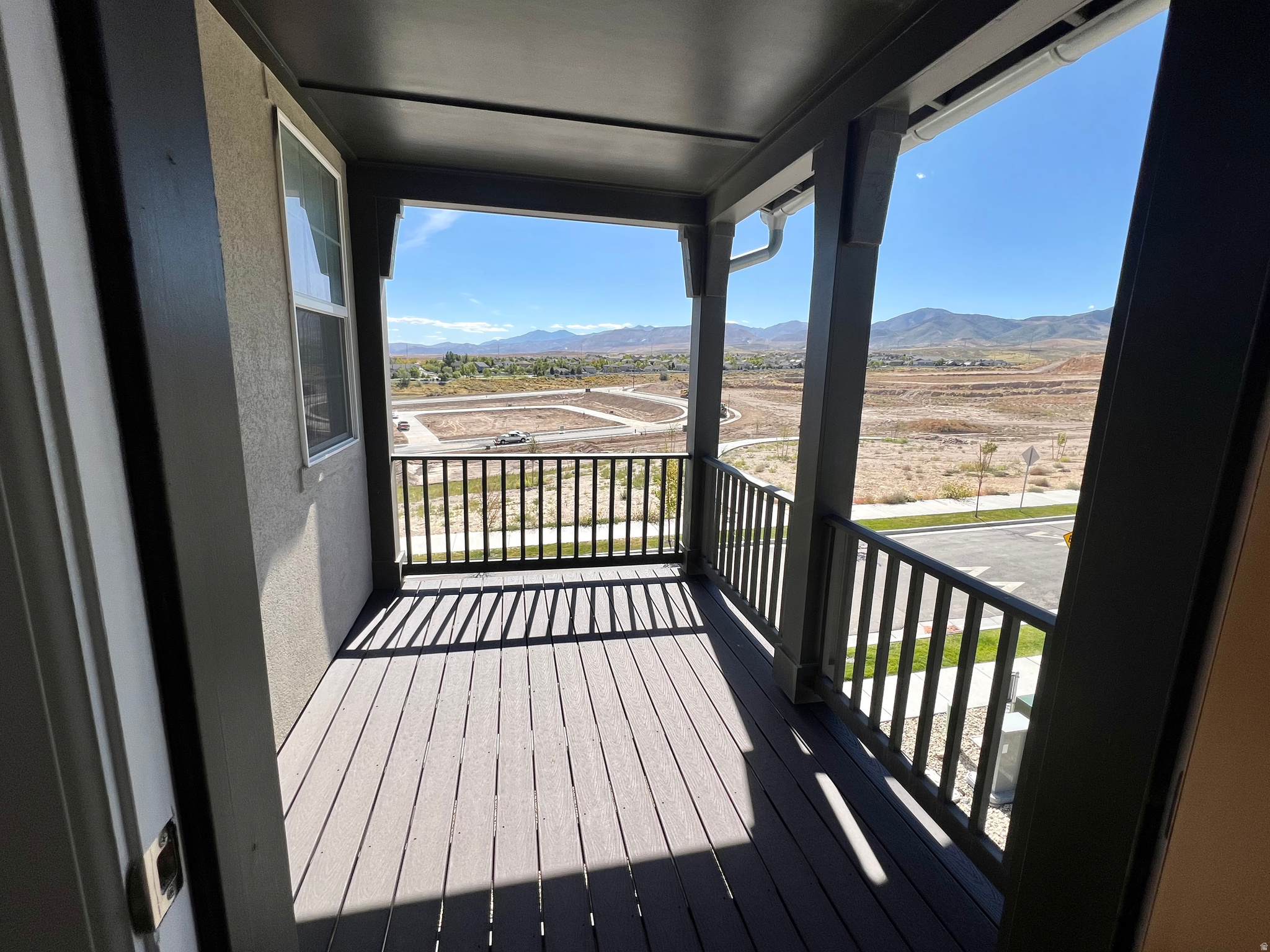 OQUIRRH WEST - Residential