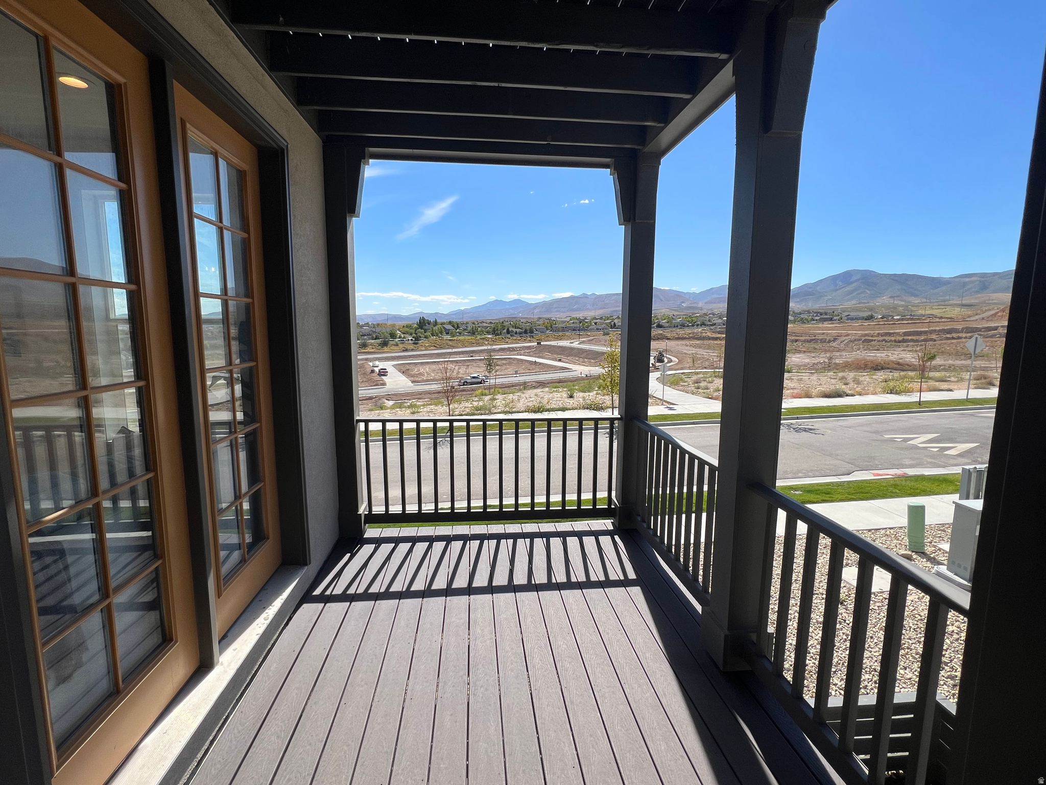 OQUIRRH WEST - Residential