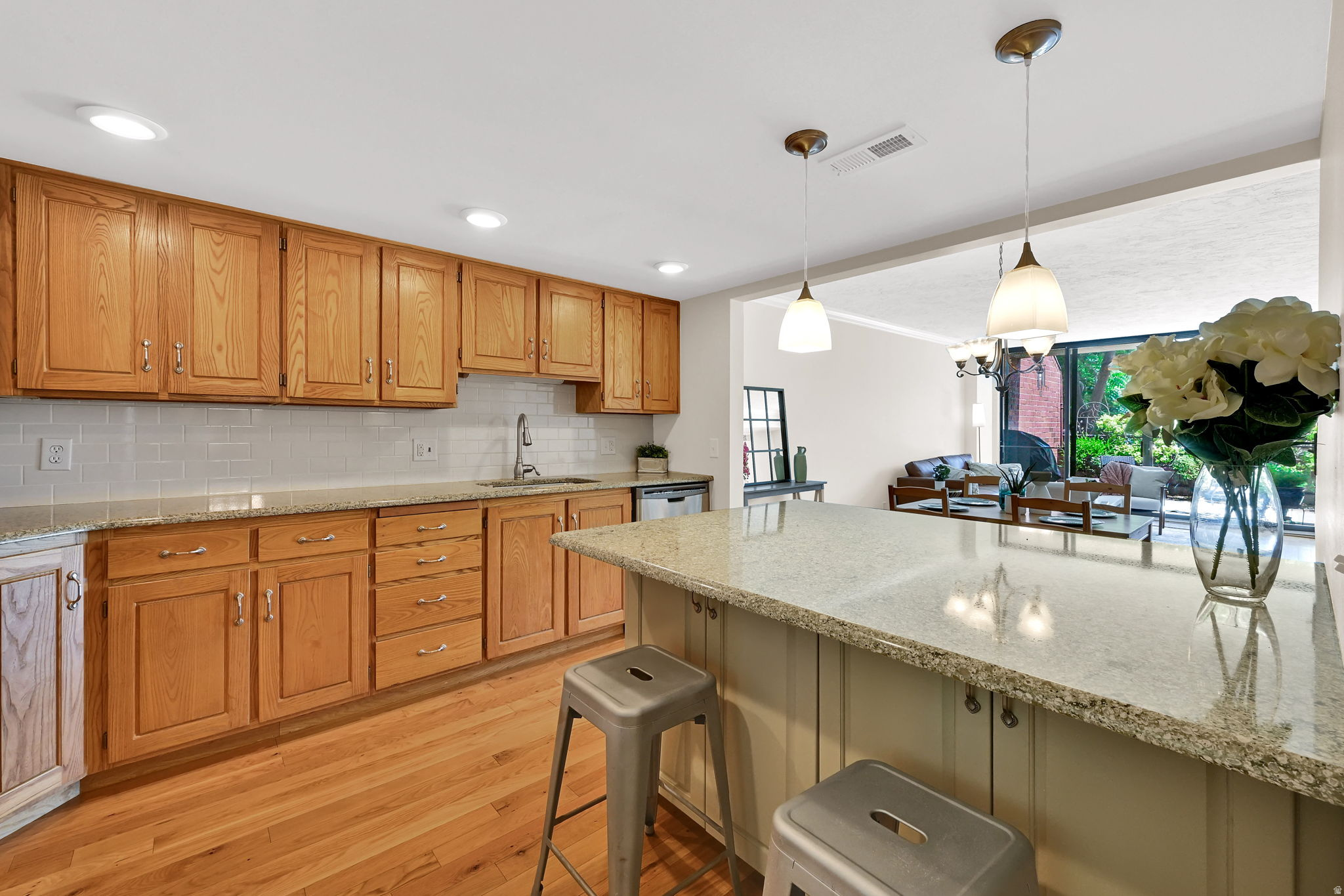 ARLINGTON PLACE - Residential