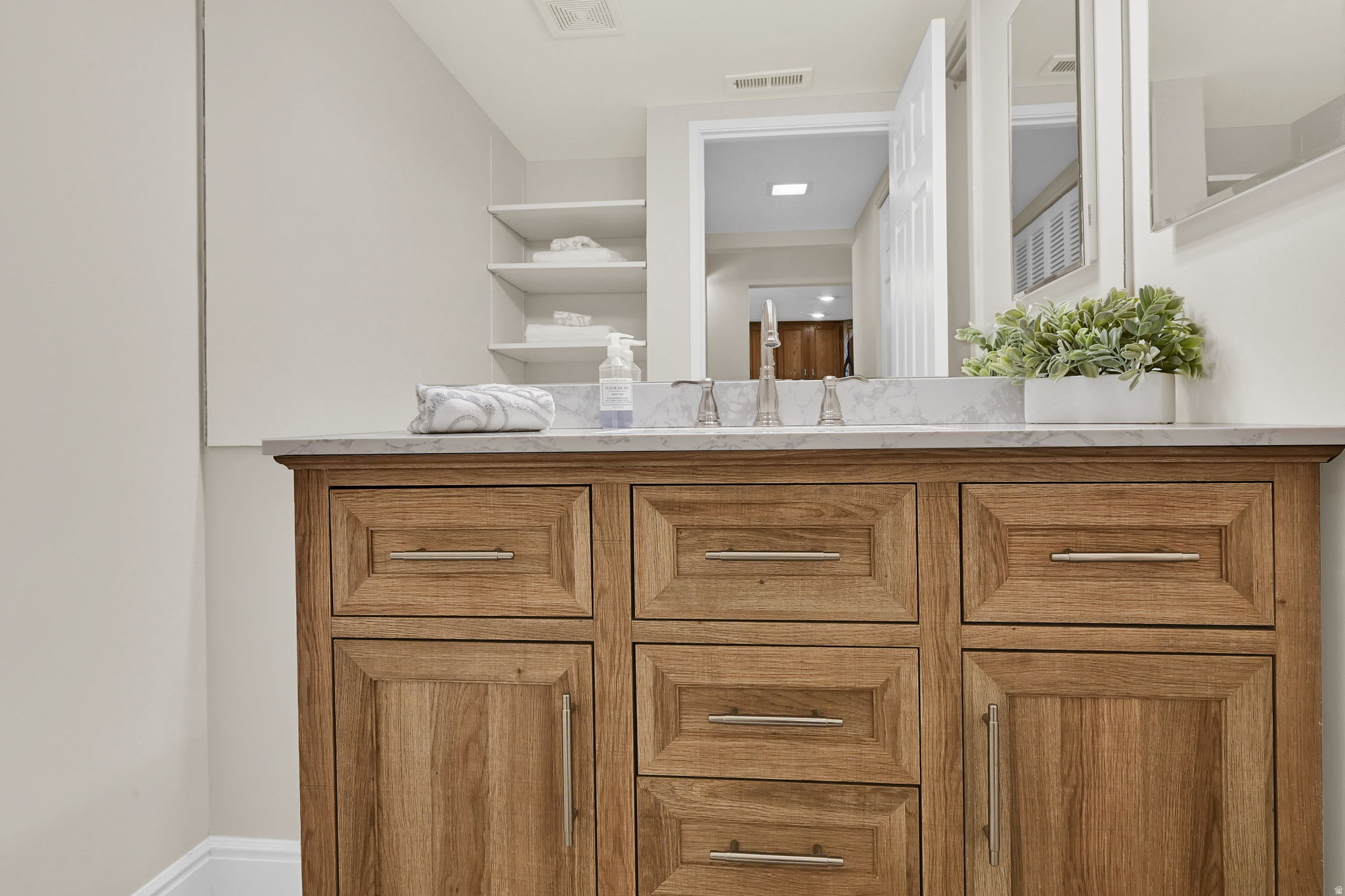 ARLINGTON PLACE - Residential