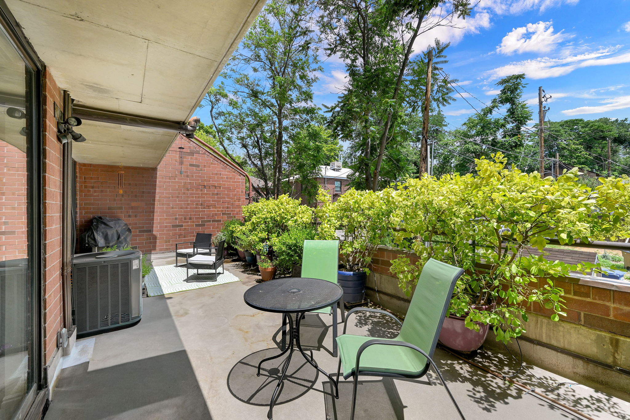 ARLINGTON PLACE - Residential