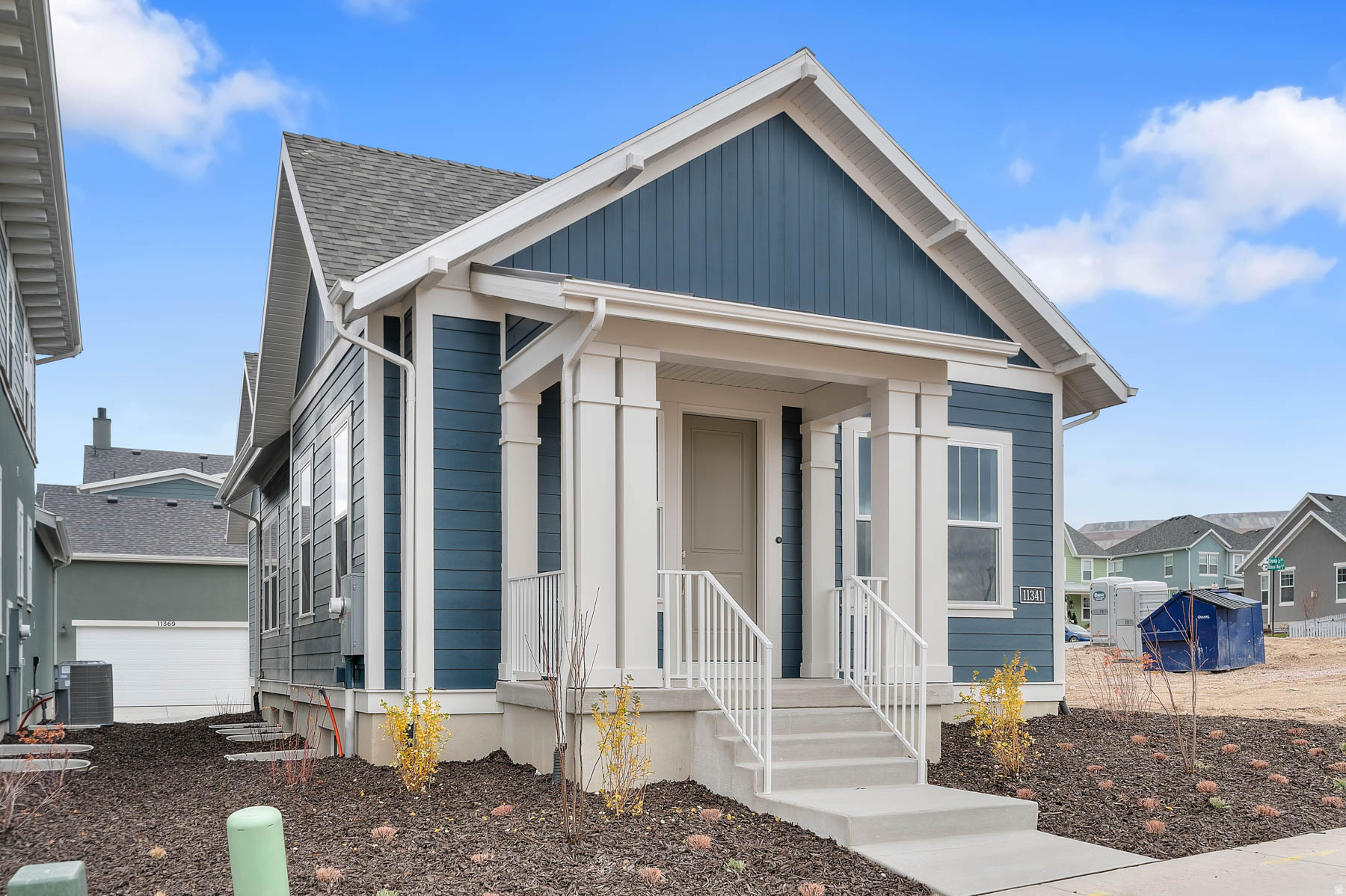 DAYBREAK WATERMARK 392 - Residential