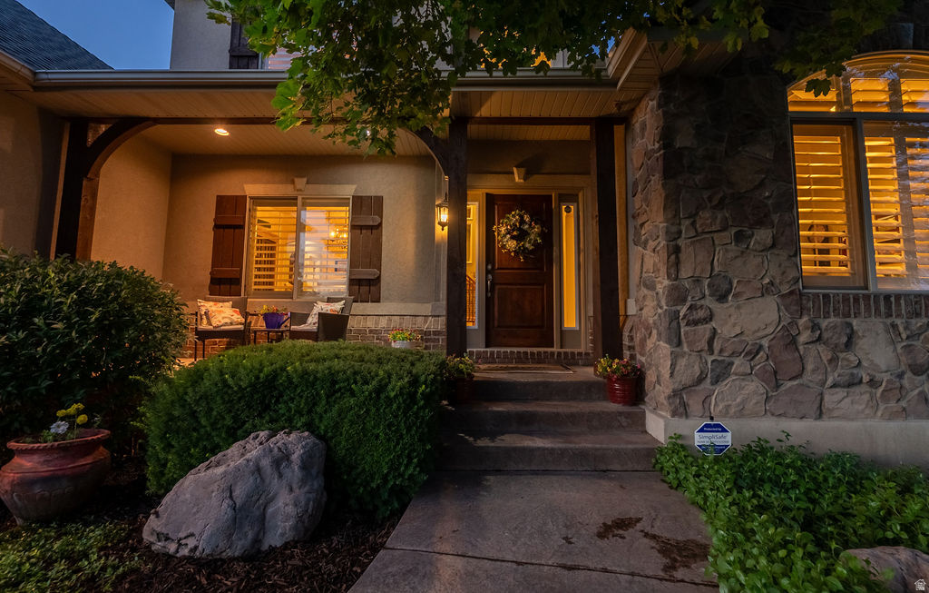 MOUNTAIN VISTAS - Residential