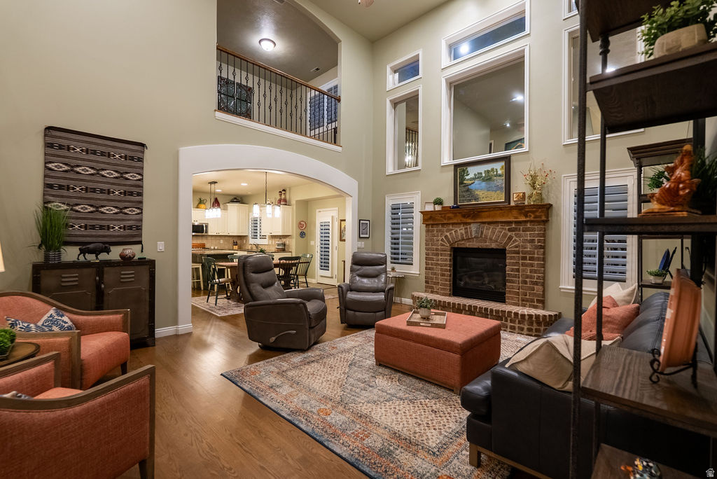 MOUNTAIN VISTAS - Residential