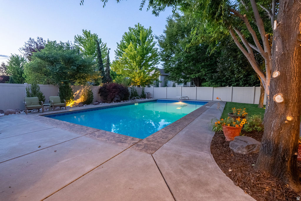 MOUNTAIN VISTAS - Residential