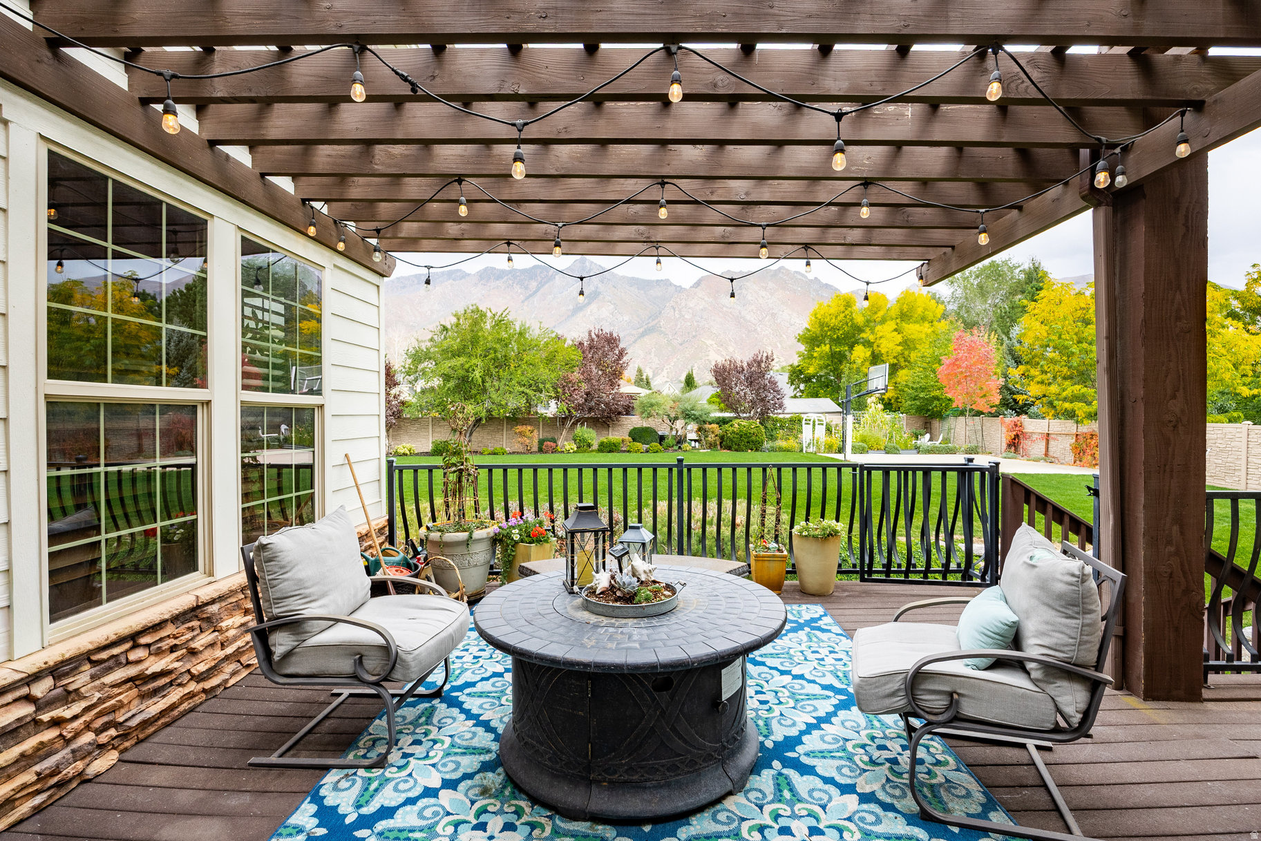 TWIN RIVERS ESTATES - Residential