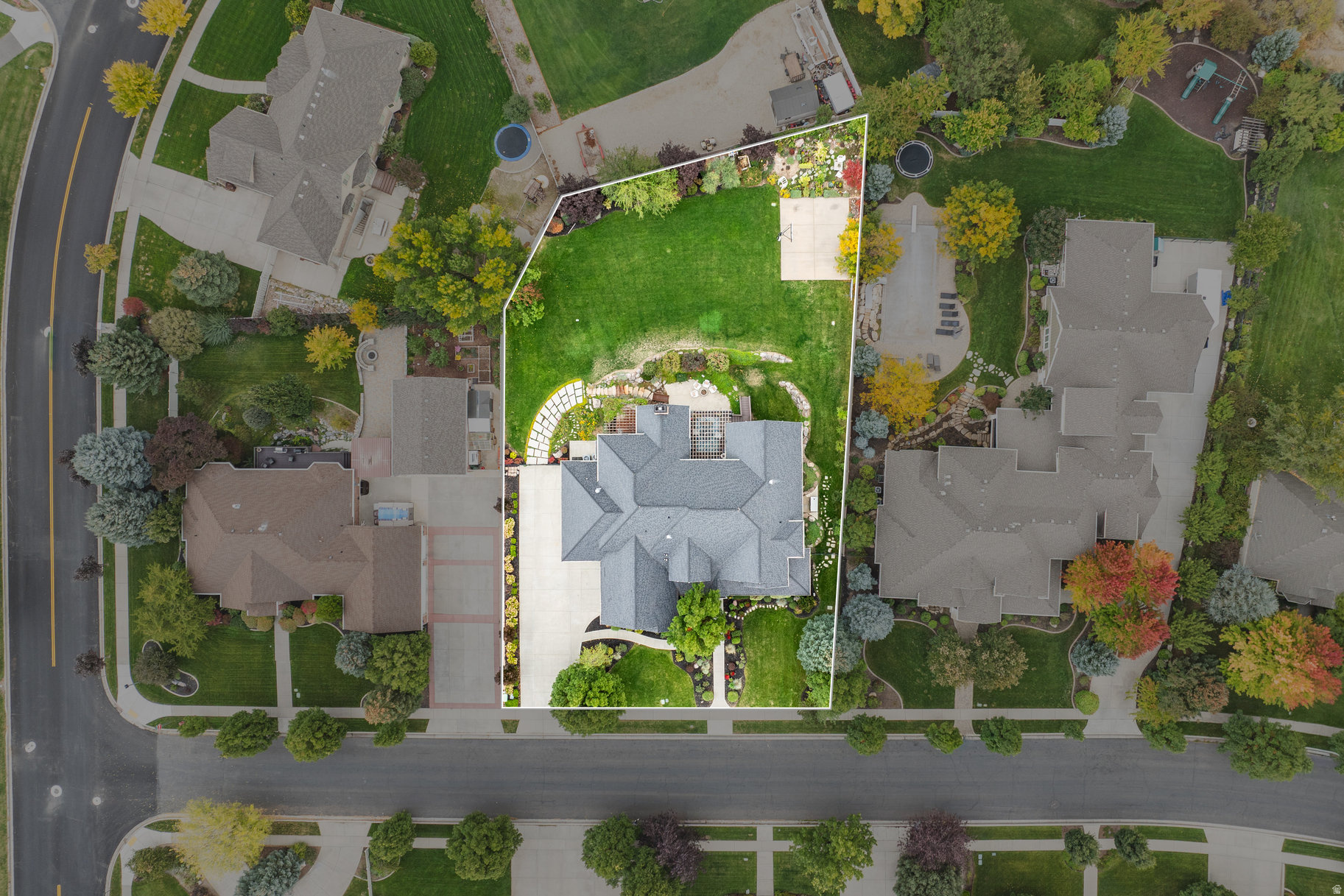 TWIN RIVERS ESTATES - Residential