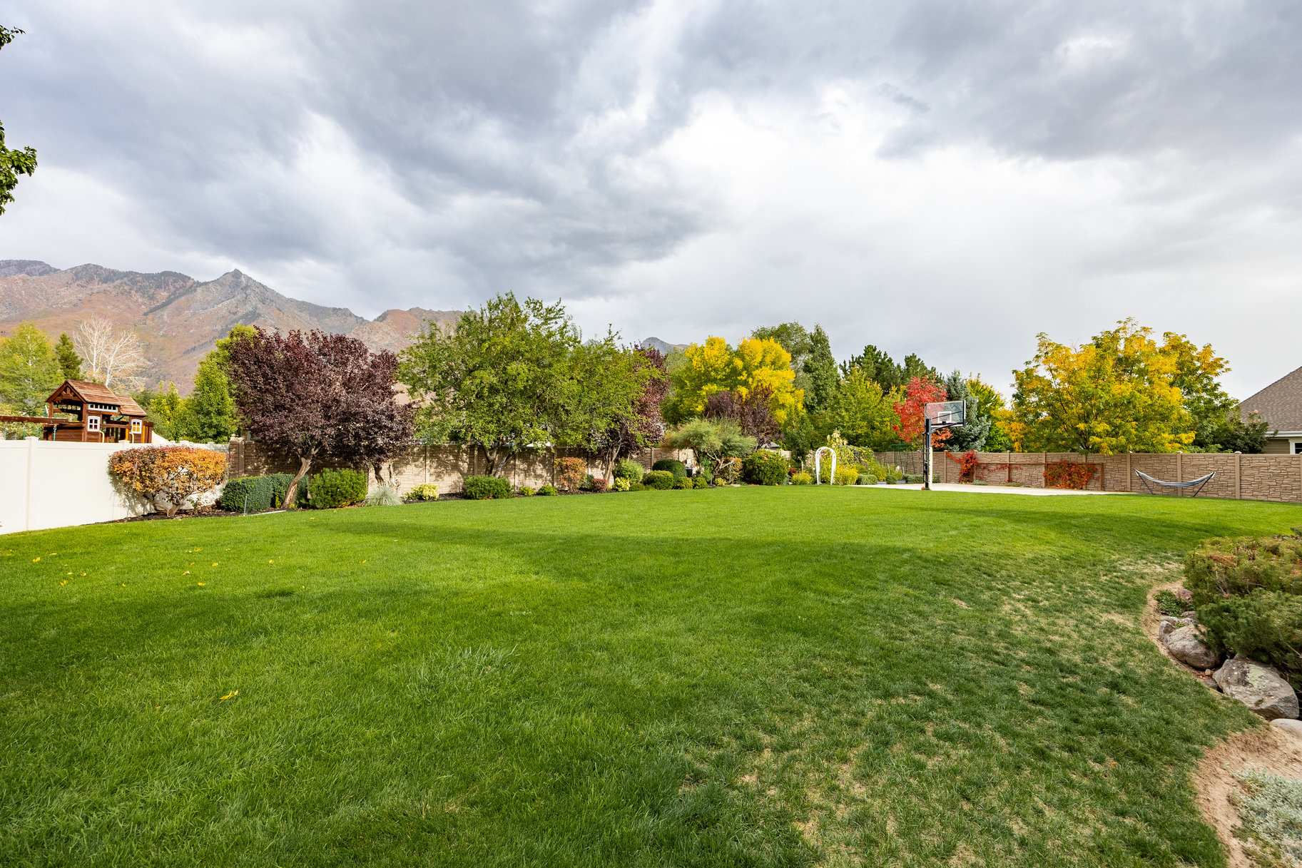 TWIN RIVERS ESTATES - Residential