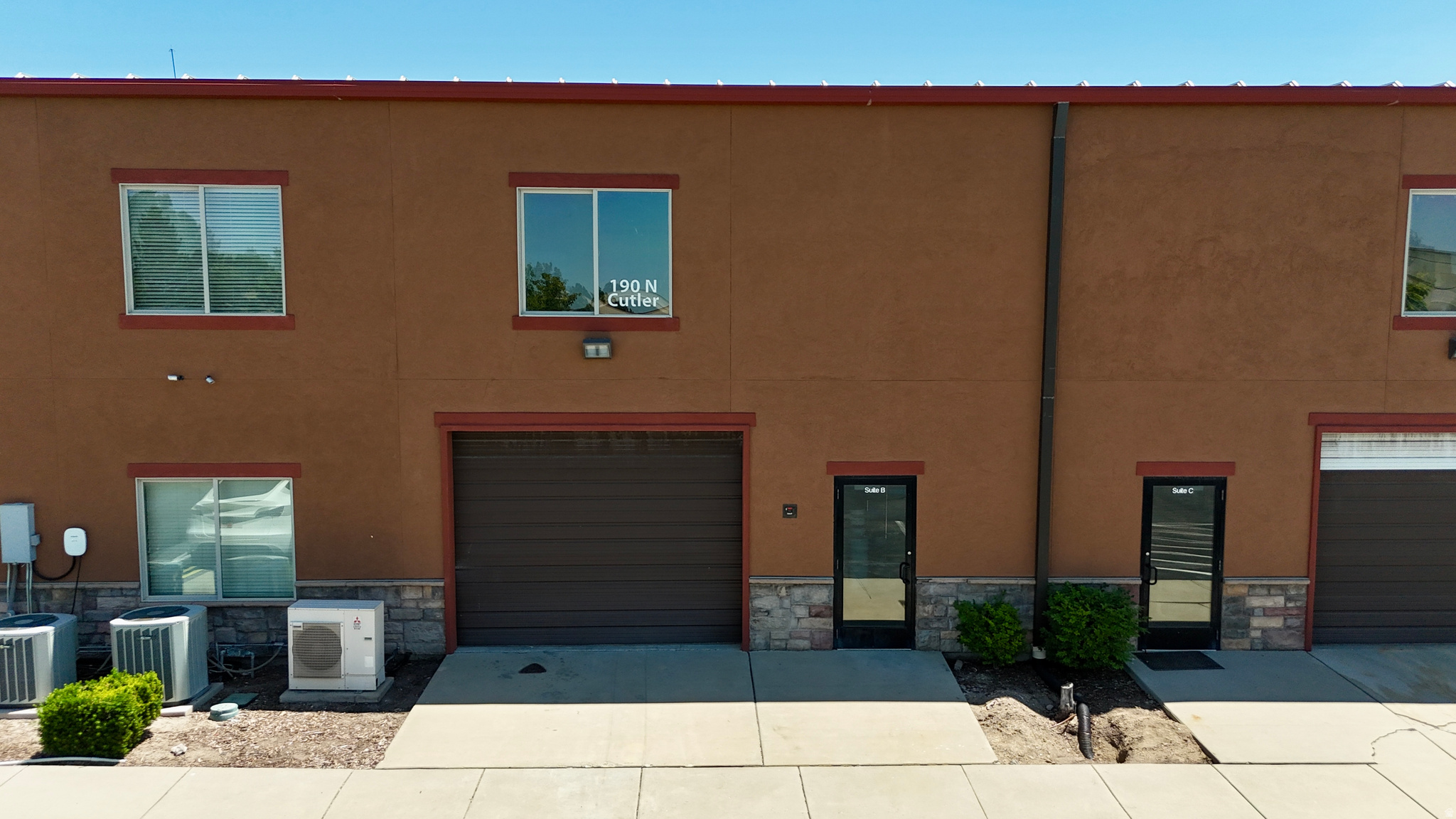 NORTH WOODS BUSINESS PARK - Commercial Lease