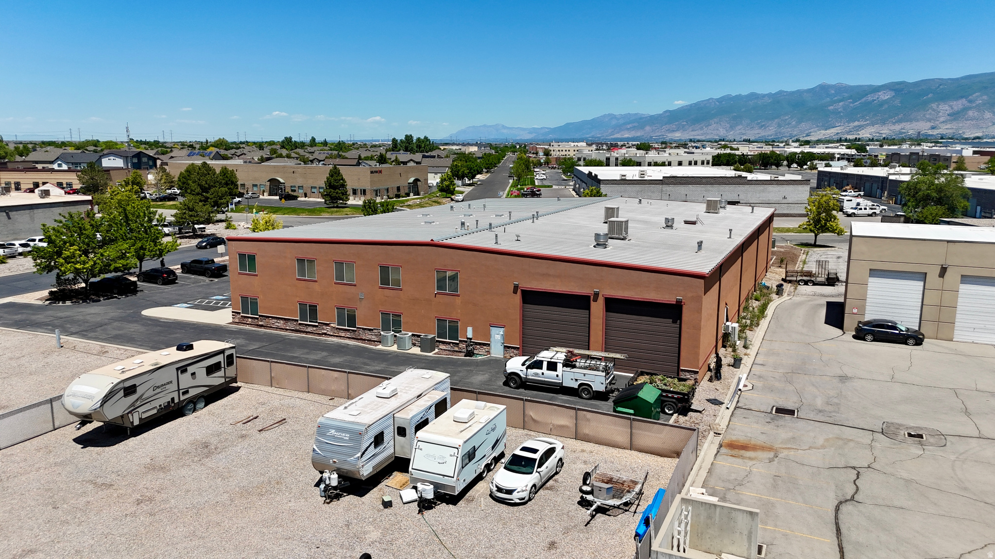 NORTH WOODS BUSINESS PARK - Commercial Lease