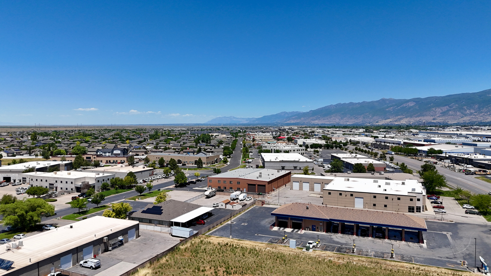 NORTH WOODS BUSINESS PARK - Commercial Lease