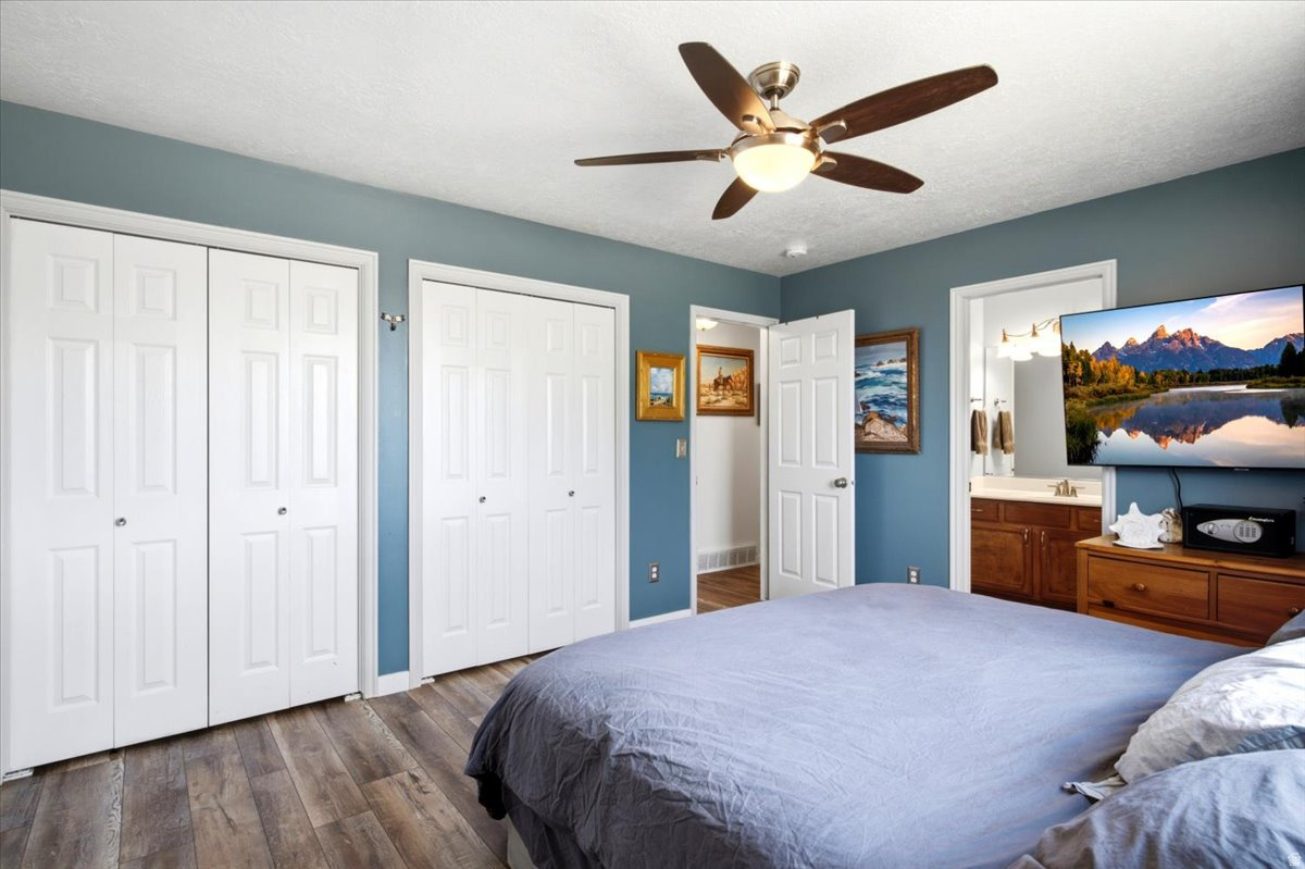 COUNTRY ACRES - Residential