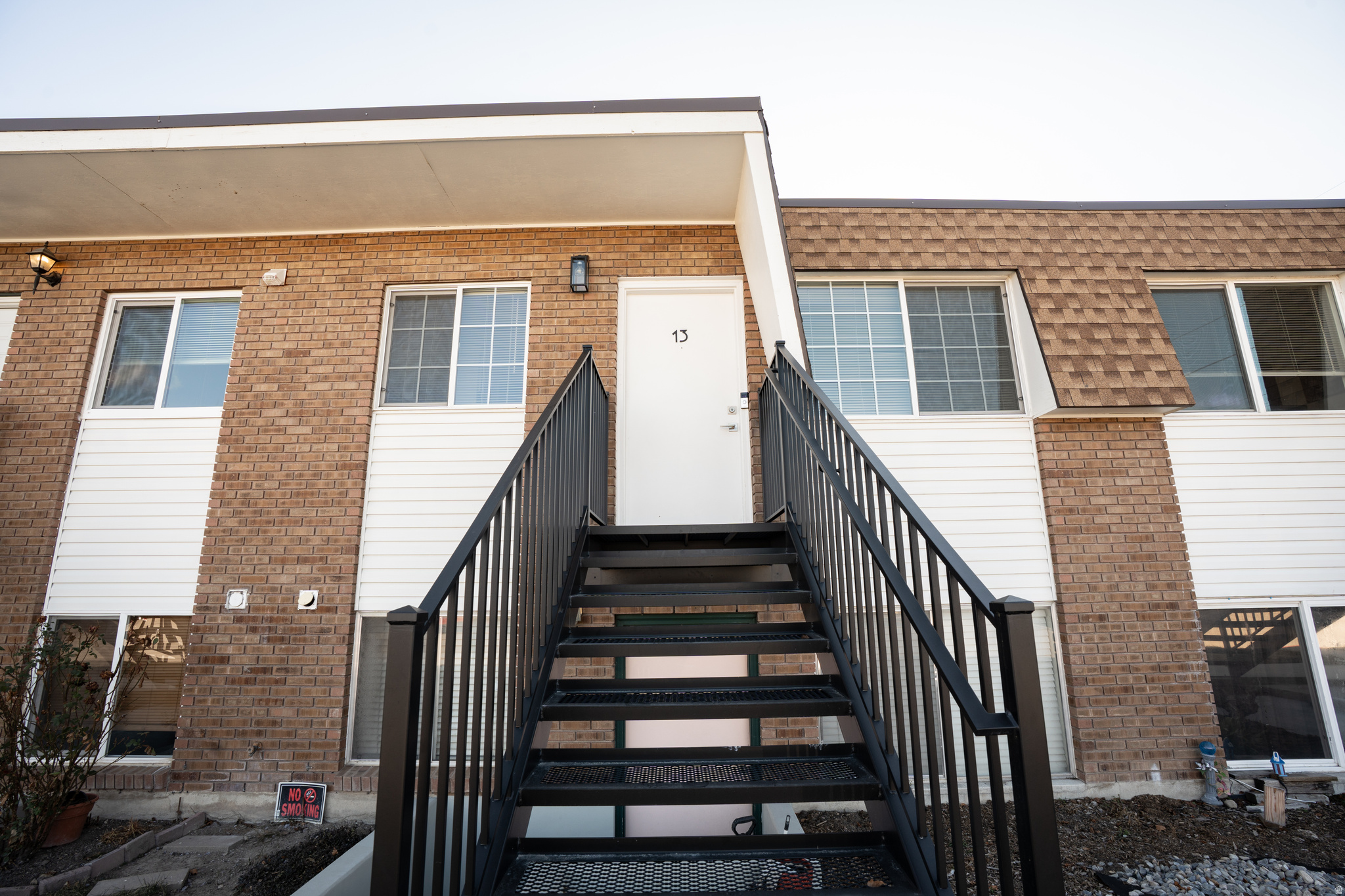 LINDENBROOK CONDOS - Residential