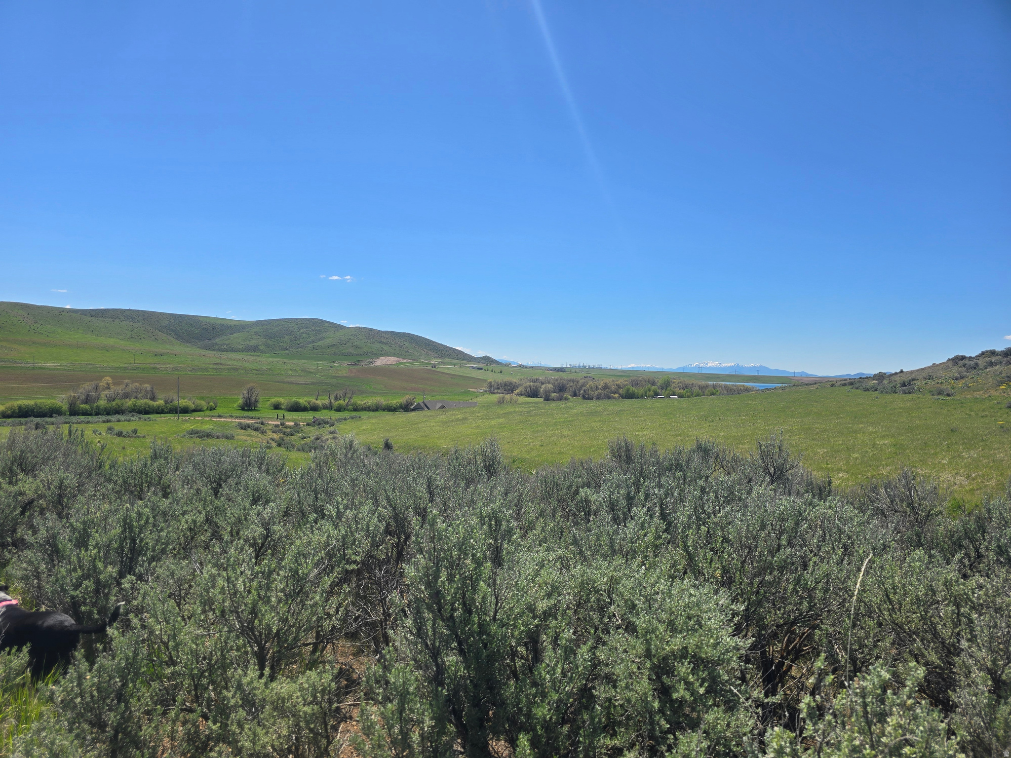 Fantastic Find, Acreage with so much to offer, flat areas to build on, gradual slope, Power in Front, Sits on the backside of Treasureton Reservoir, 5-10 min walking distance to the reservoir, Mountain Views,  Close to 7 reservoirs,Hot Springs & Canyons.