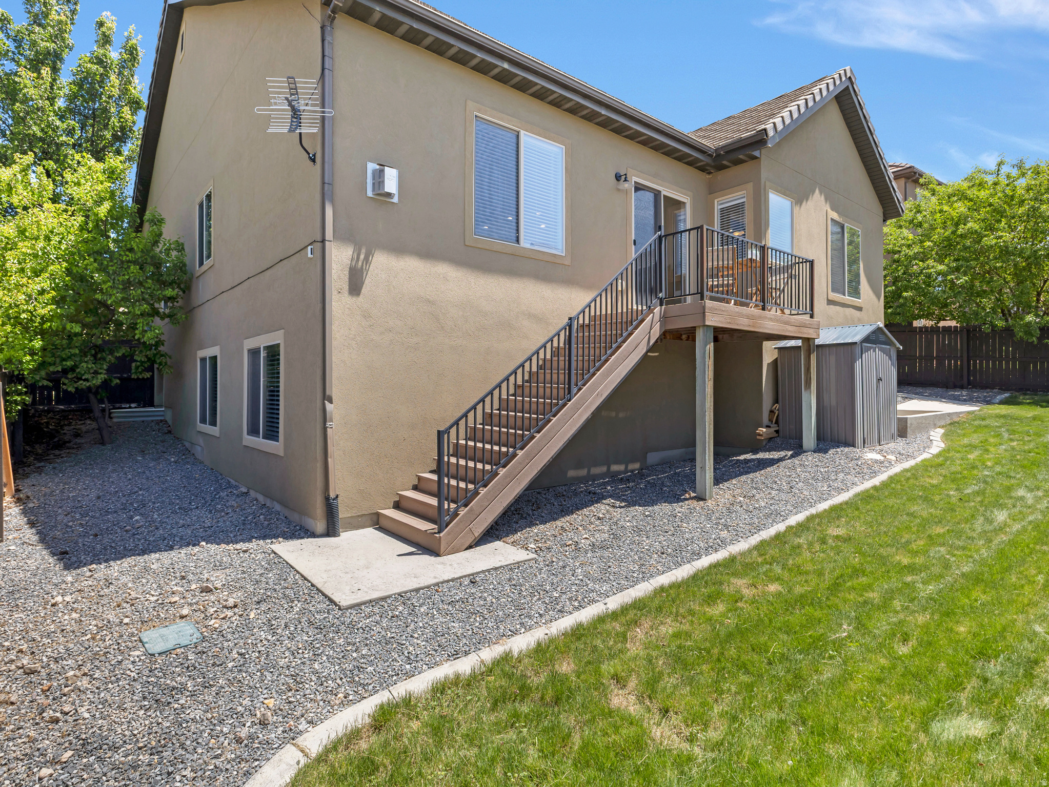 RIDGE - Residential