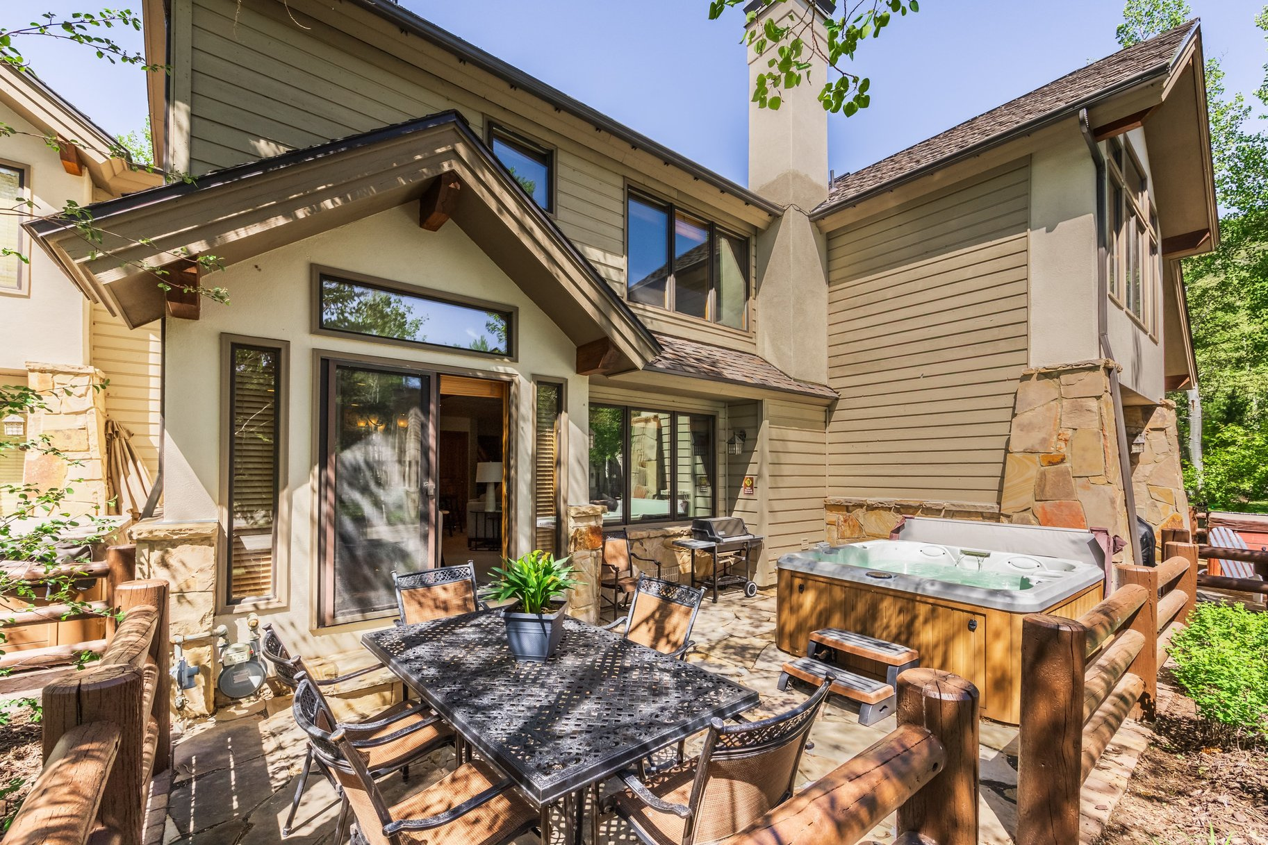 DEER LAKE VILLAGE - Residential