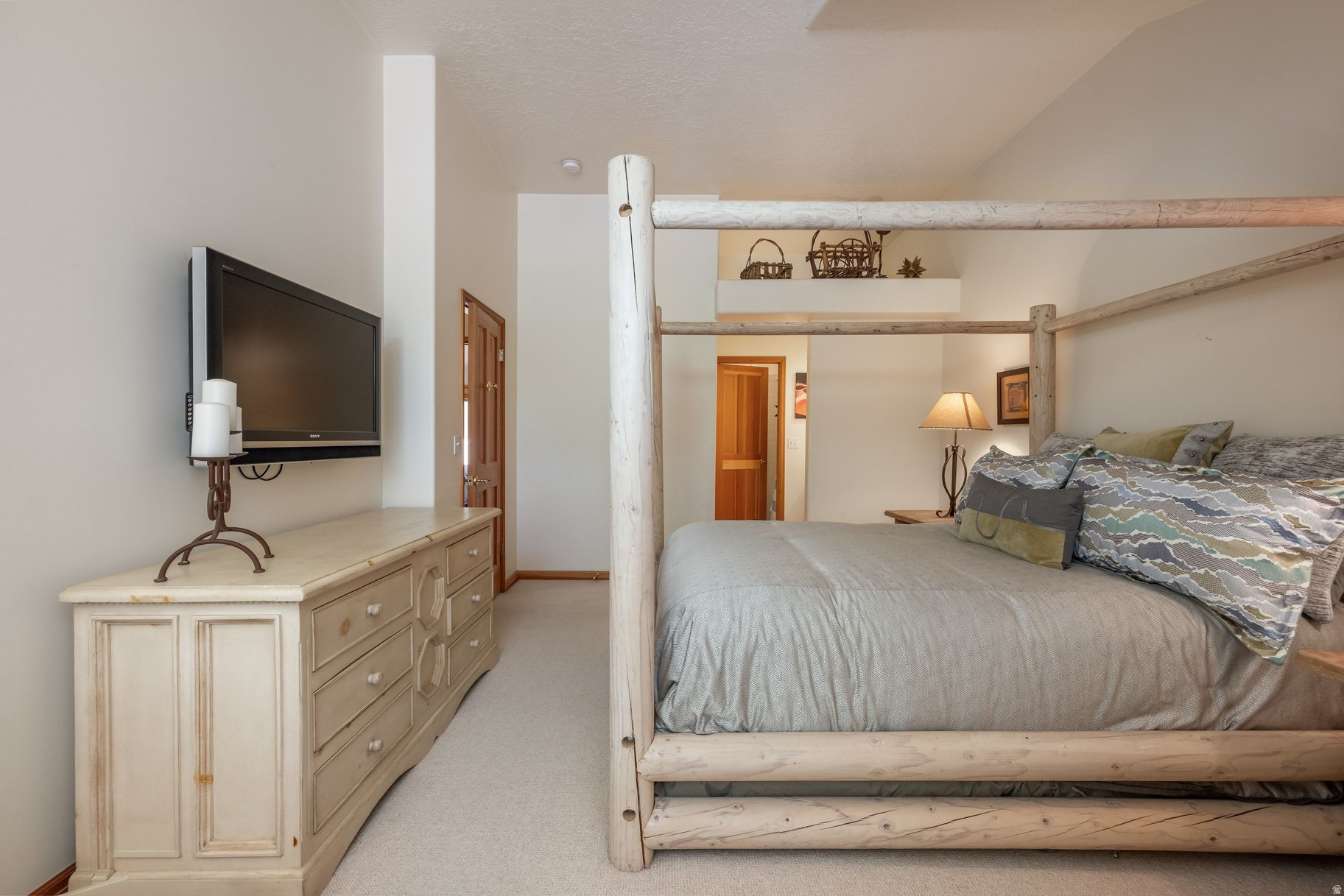 DEER LAKE VILLAGE - Residential