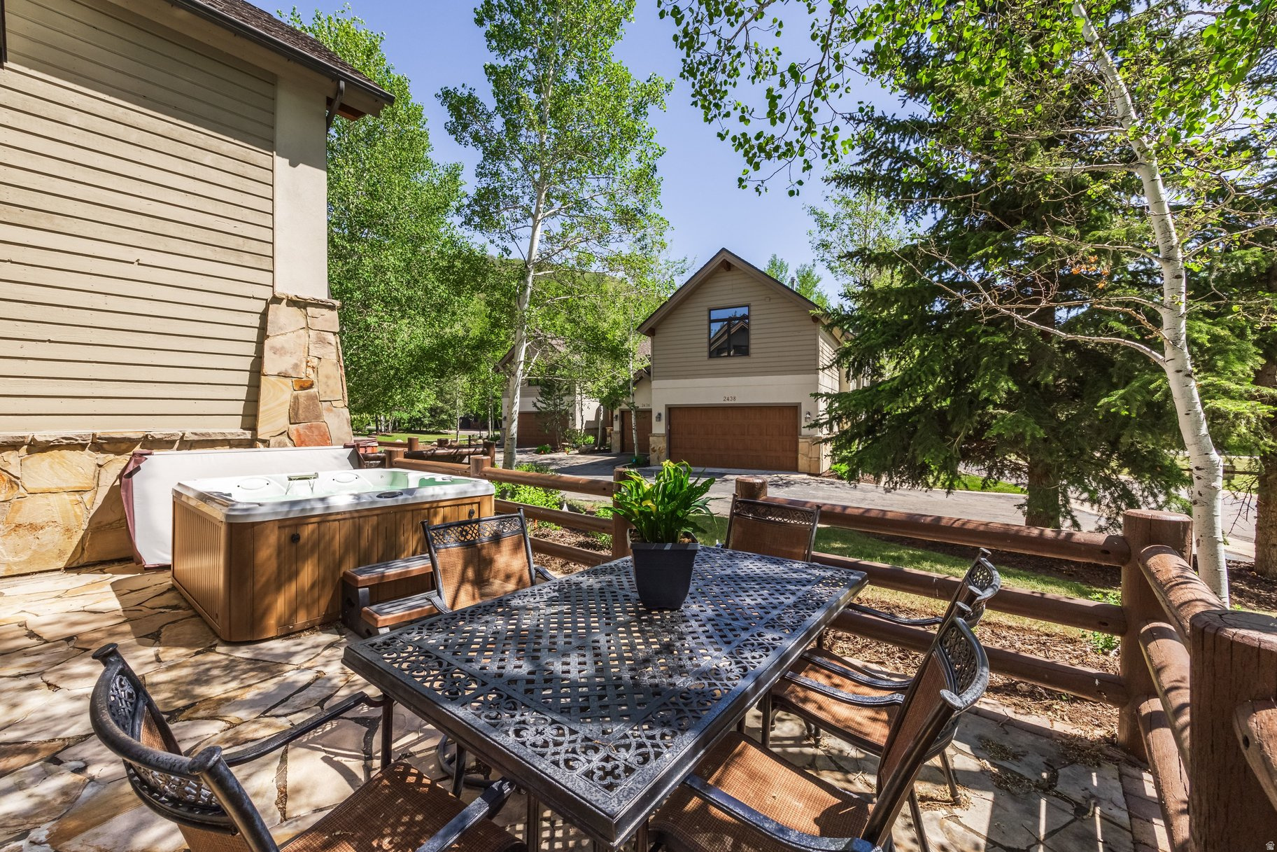 DEER LAKE VILLAGE - Residential