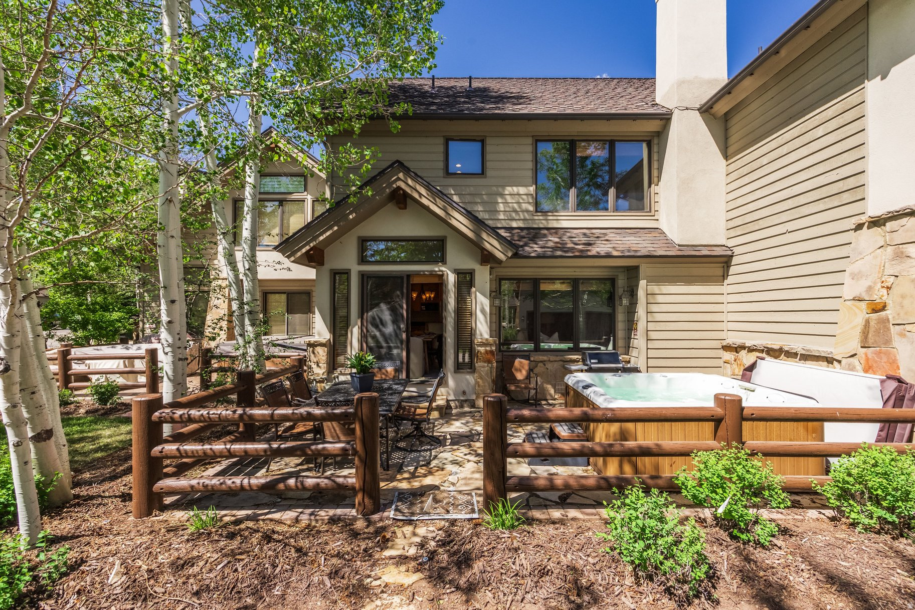 DEER LAKE VILLAGE - Residential