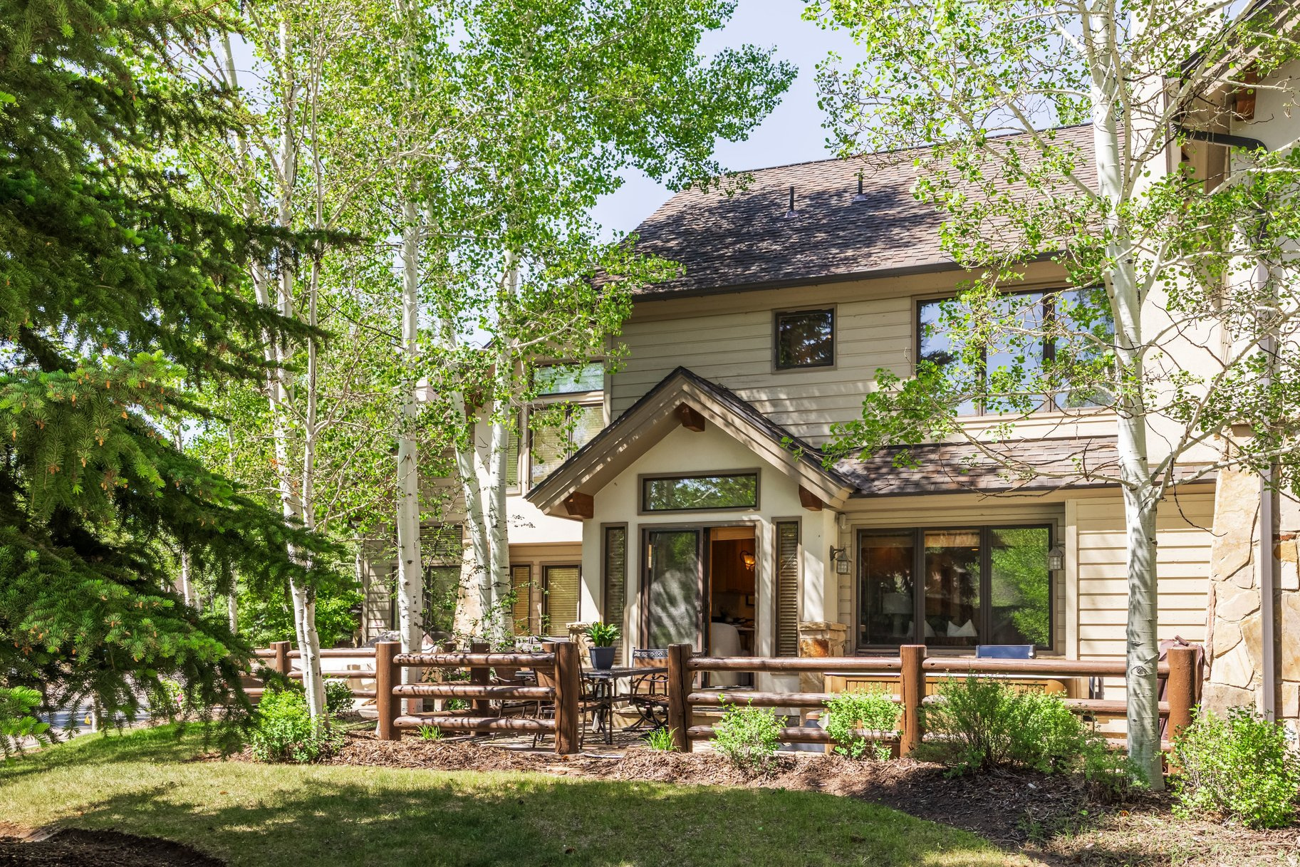 DEER LAKE VILLAGE - Residential