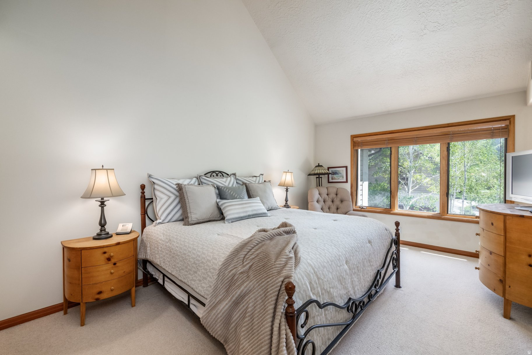 DEER LAKE VILLAGE - Residential