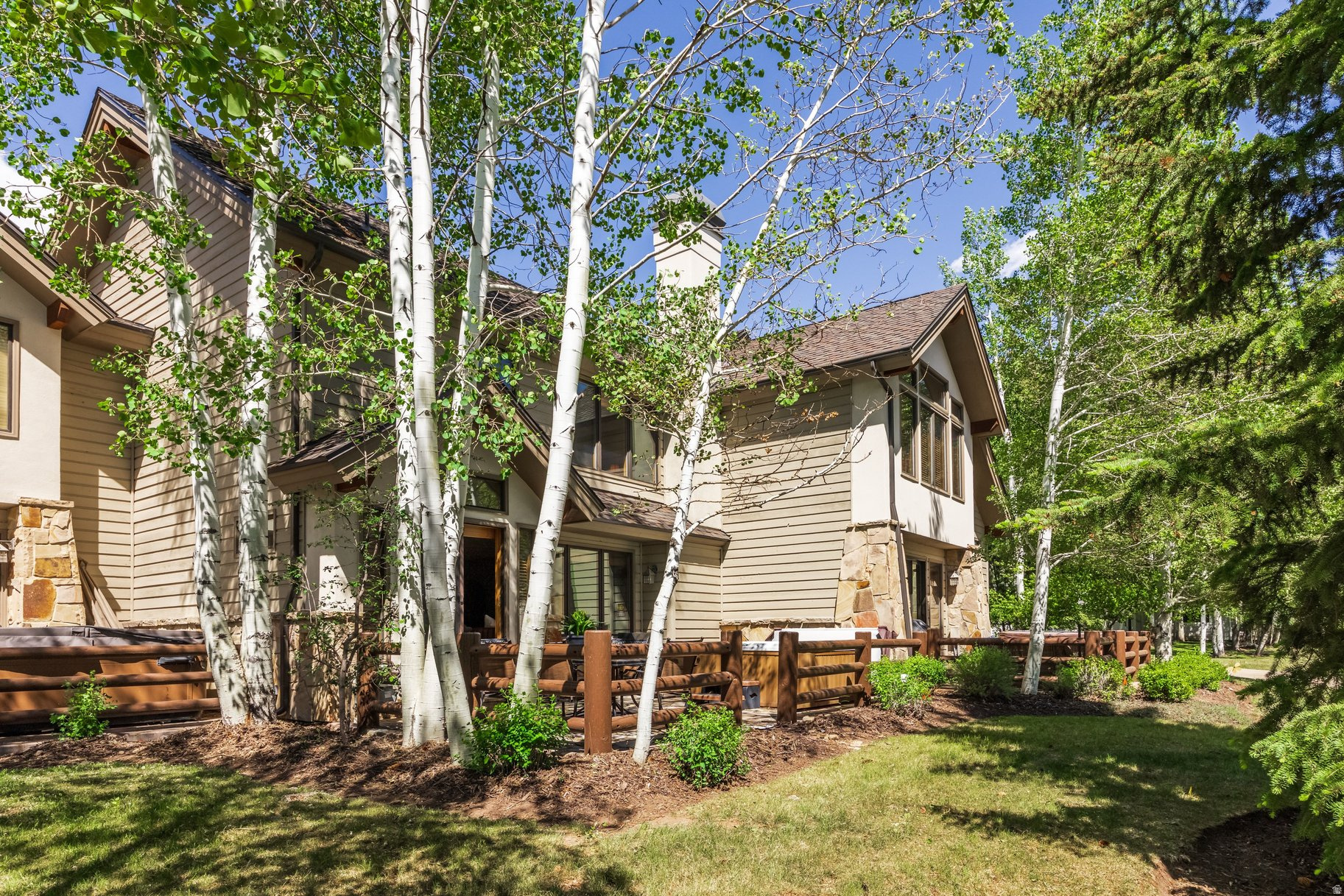 DEER LAKE VILLAGE - Residential