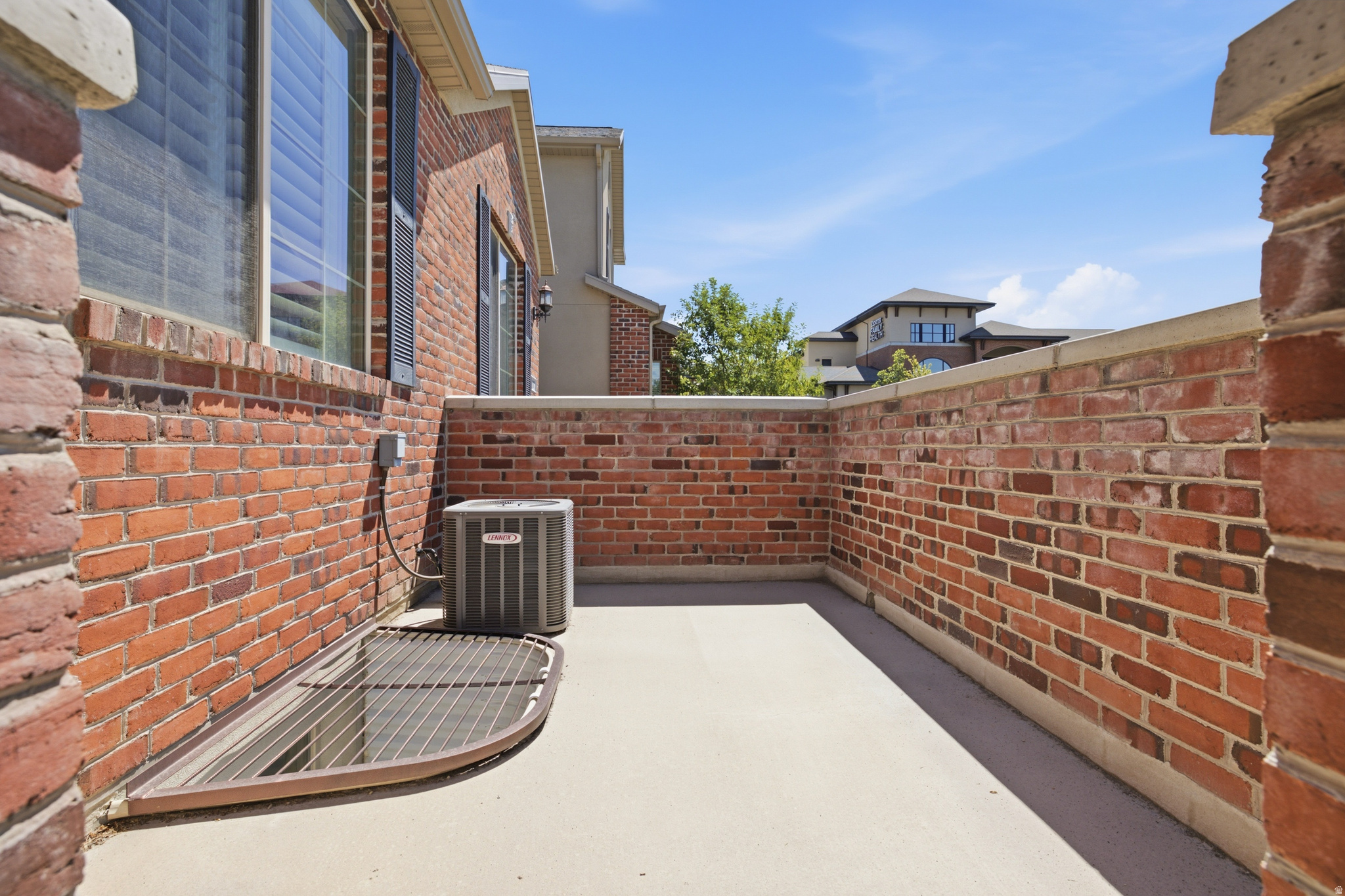 IVORY RIDGE - Residential