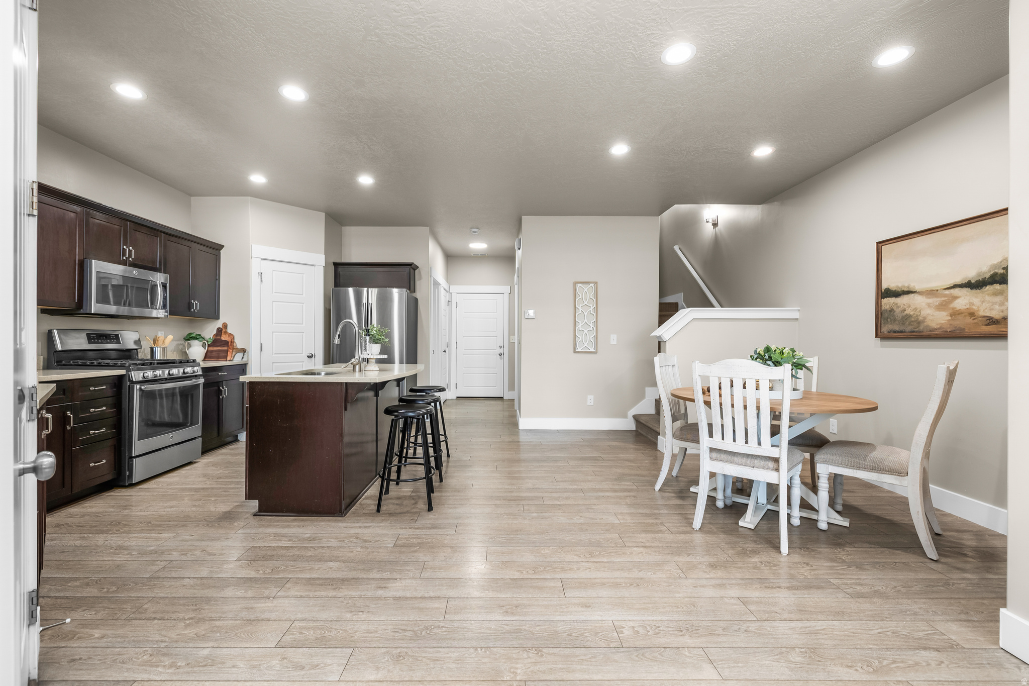 IVORY RIDGE - Residential