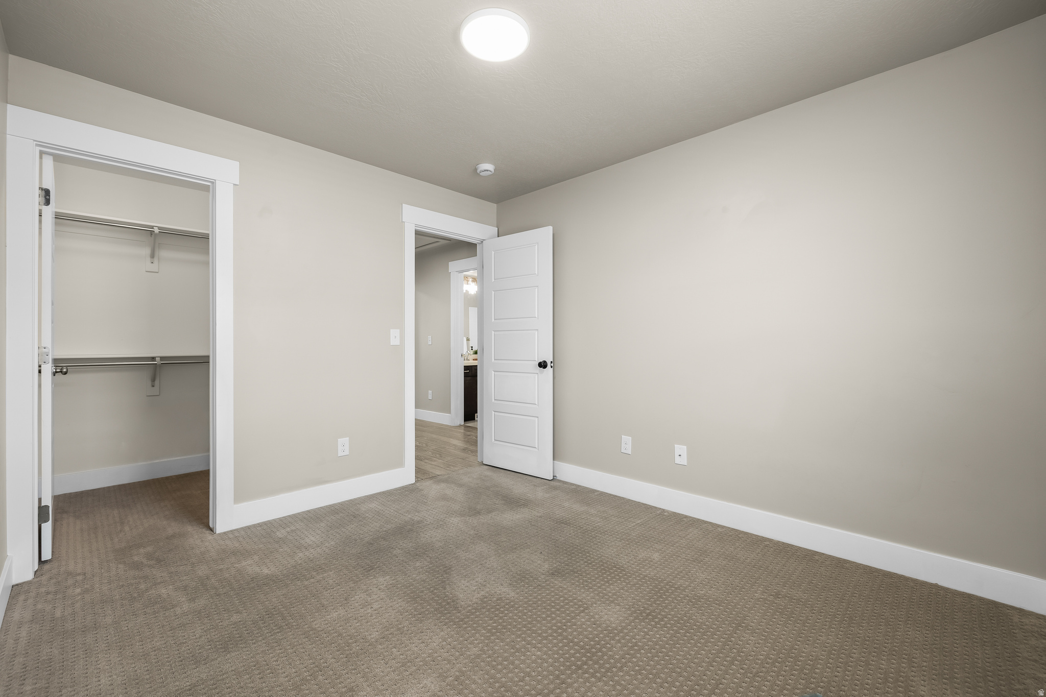 IVORY RIDGE - Residential