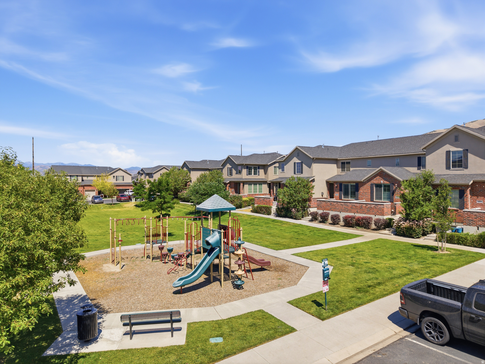 IVORY RIDGE - Residential