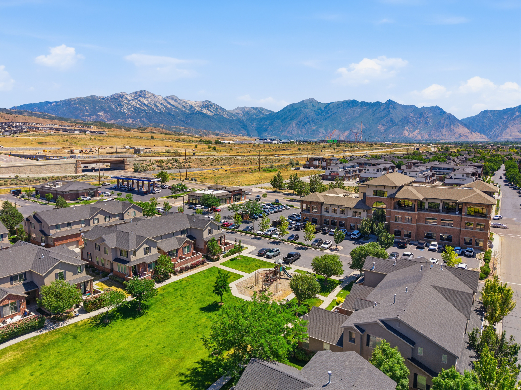 IVORY RIDGE - Residential