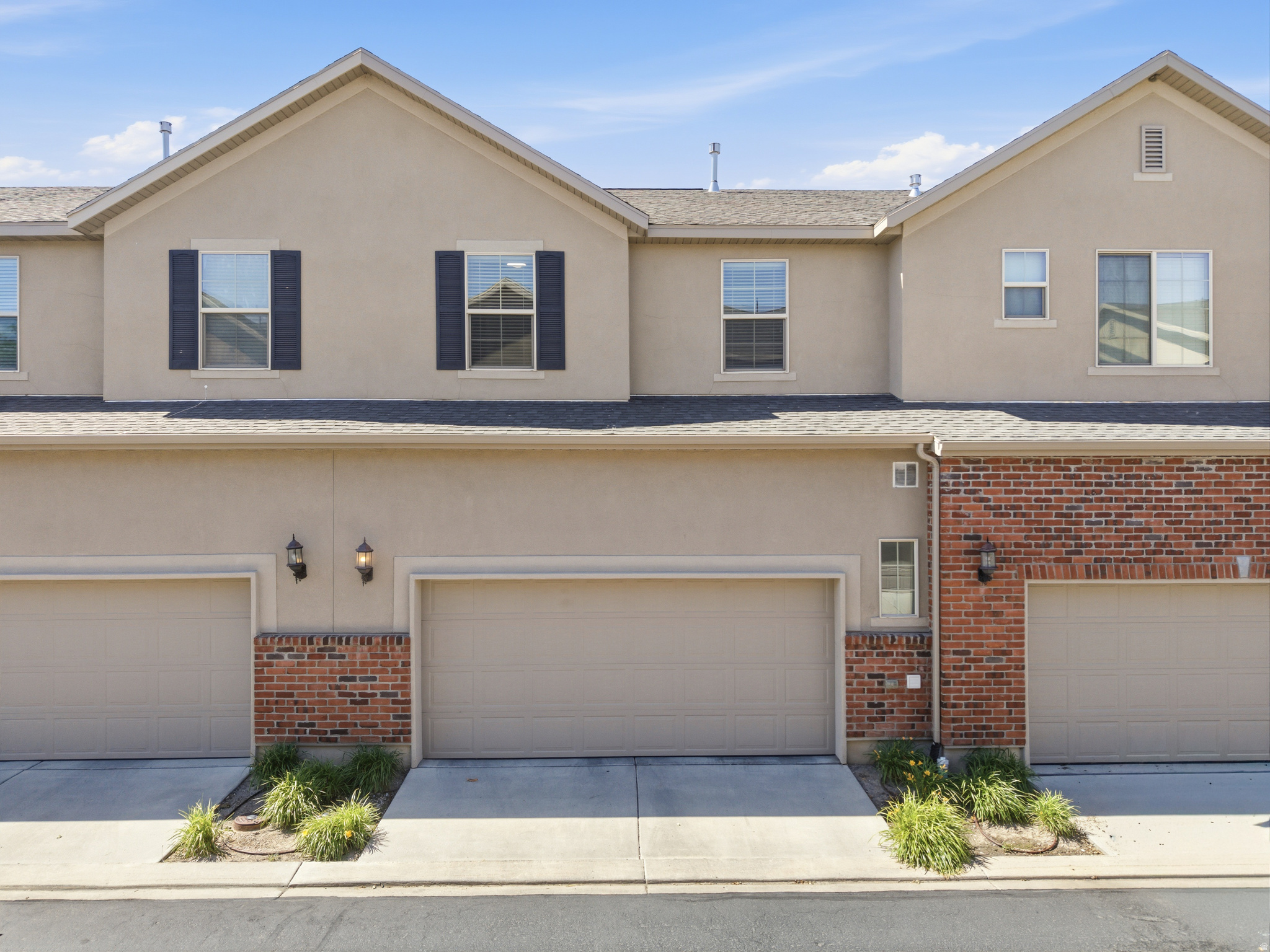 IVORY RIDGE - Residential