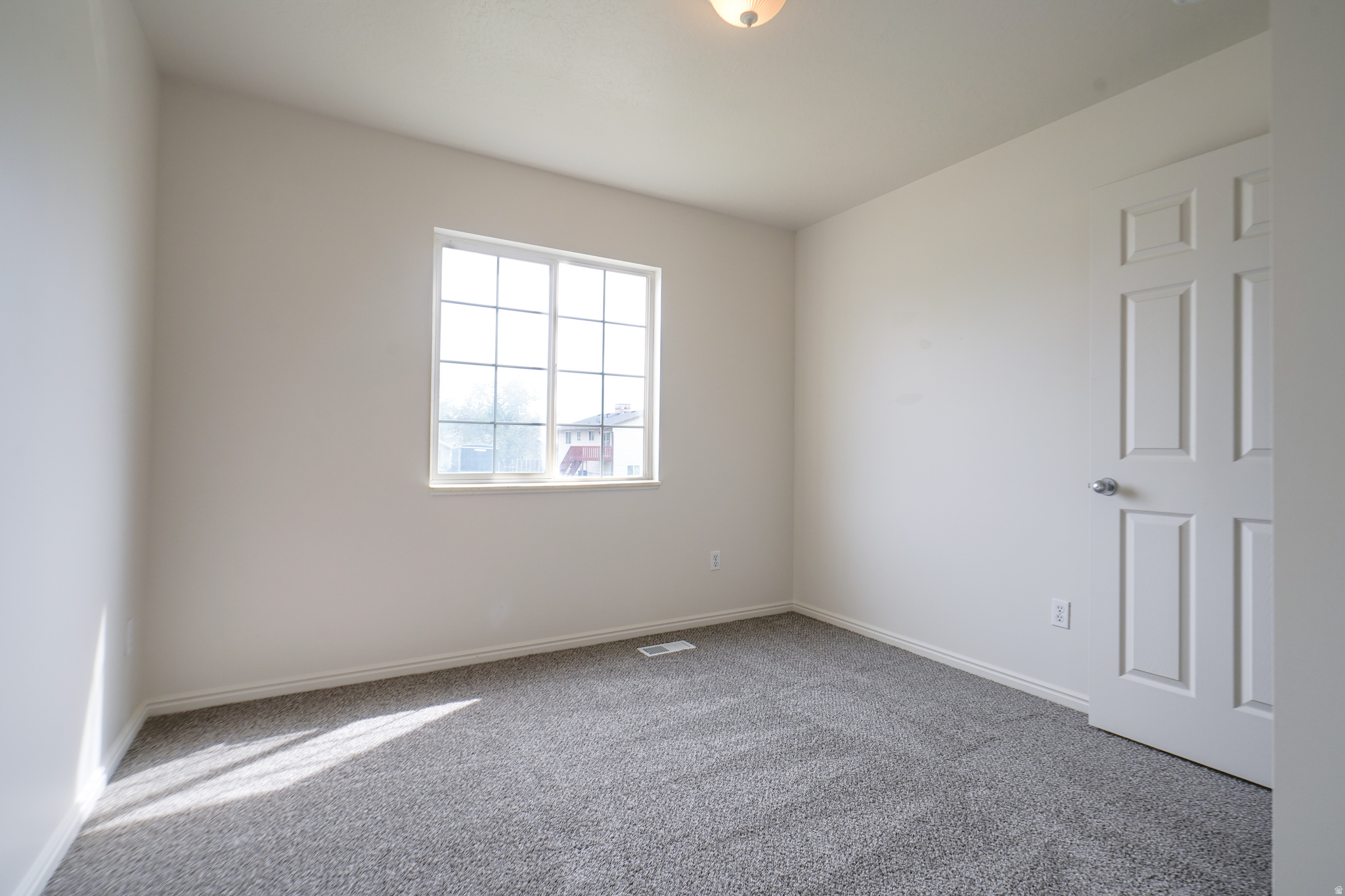 WOODMERE ESTATES 01 - Residential