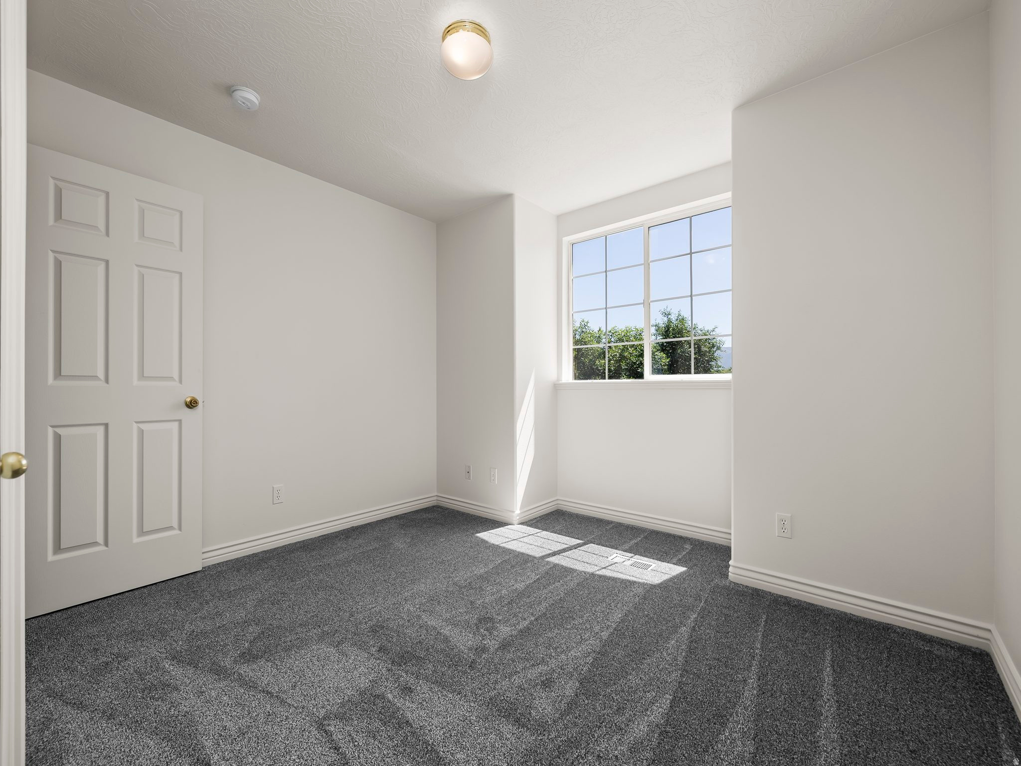 MAJESTIC MEADOWS TOWNHOMES - Residential