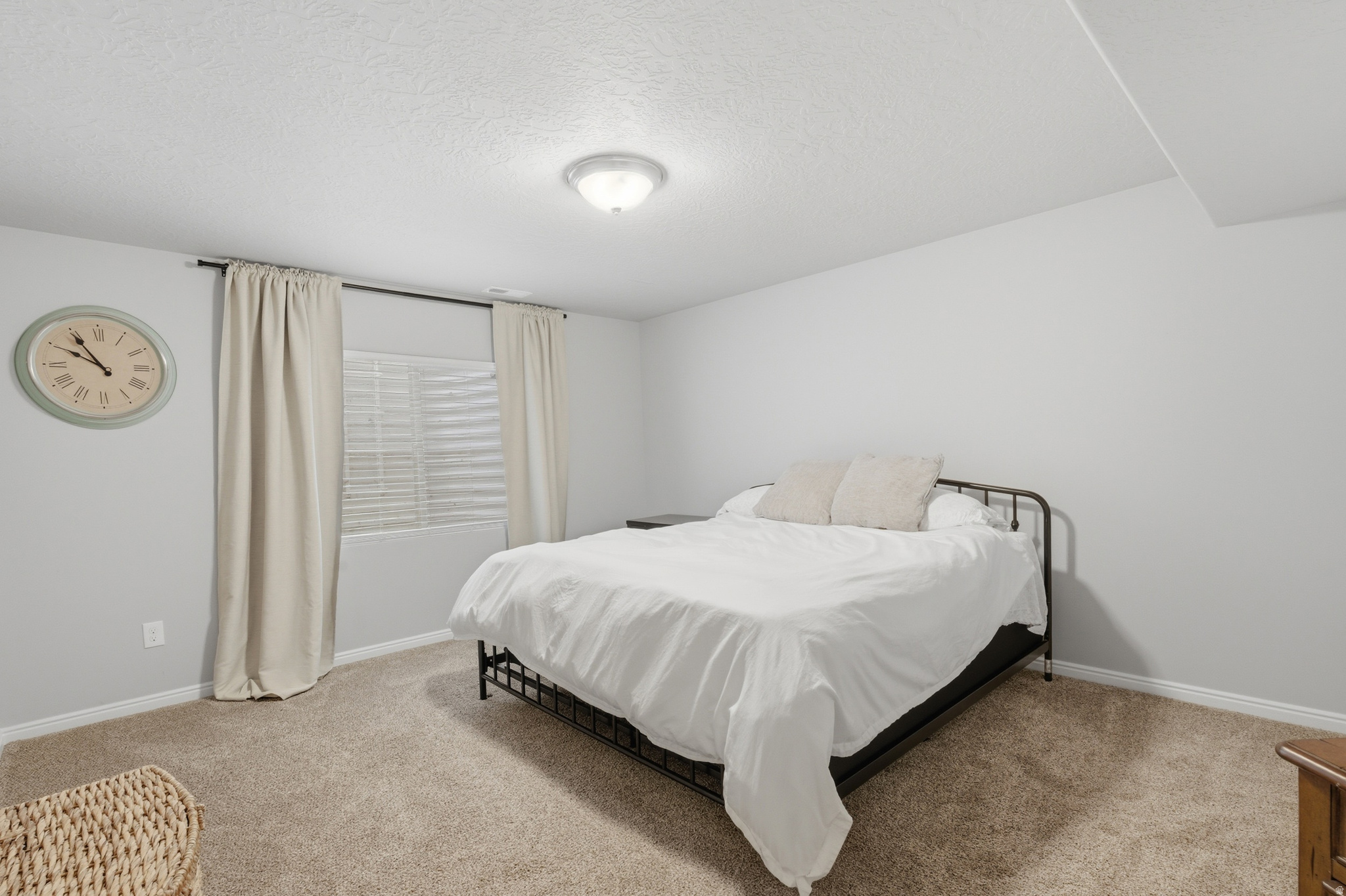 DESERT CREEK - Residential