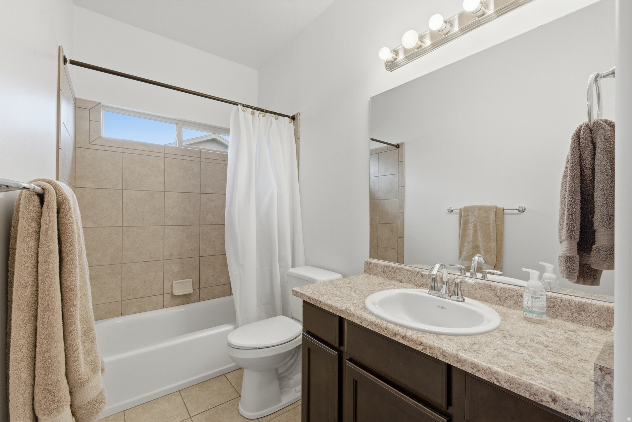 DESERT CREEK - Residential